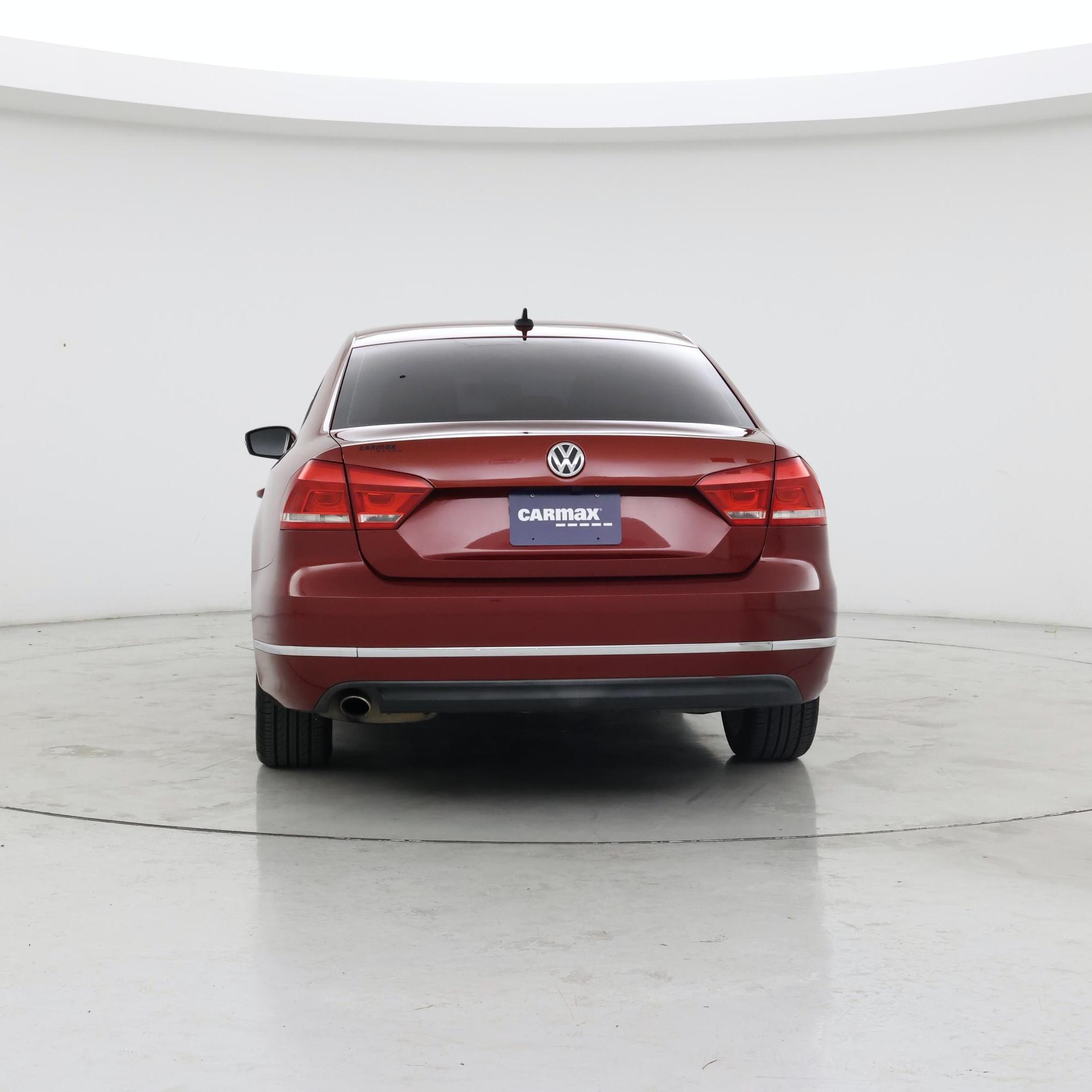 Thumbnail: 2015 Volkswagen Passat - 6