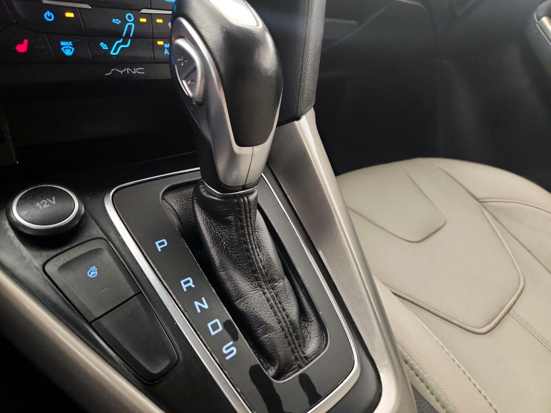 Thumbnail: 2017 Ford Focus - 18
