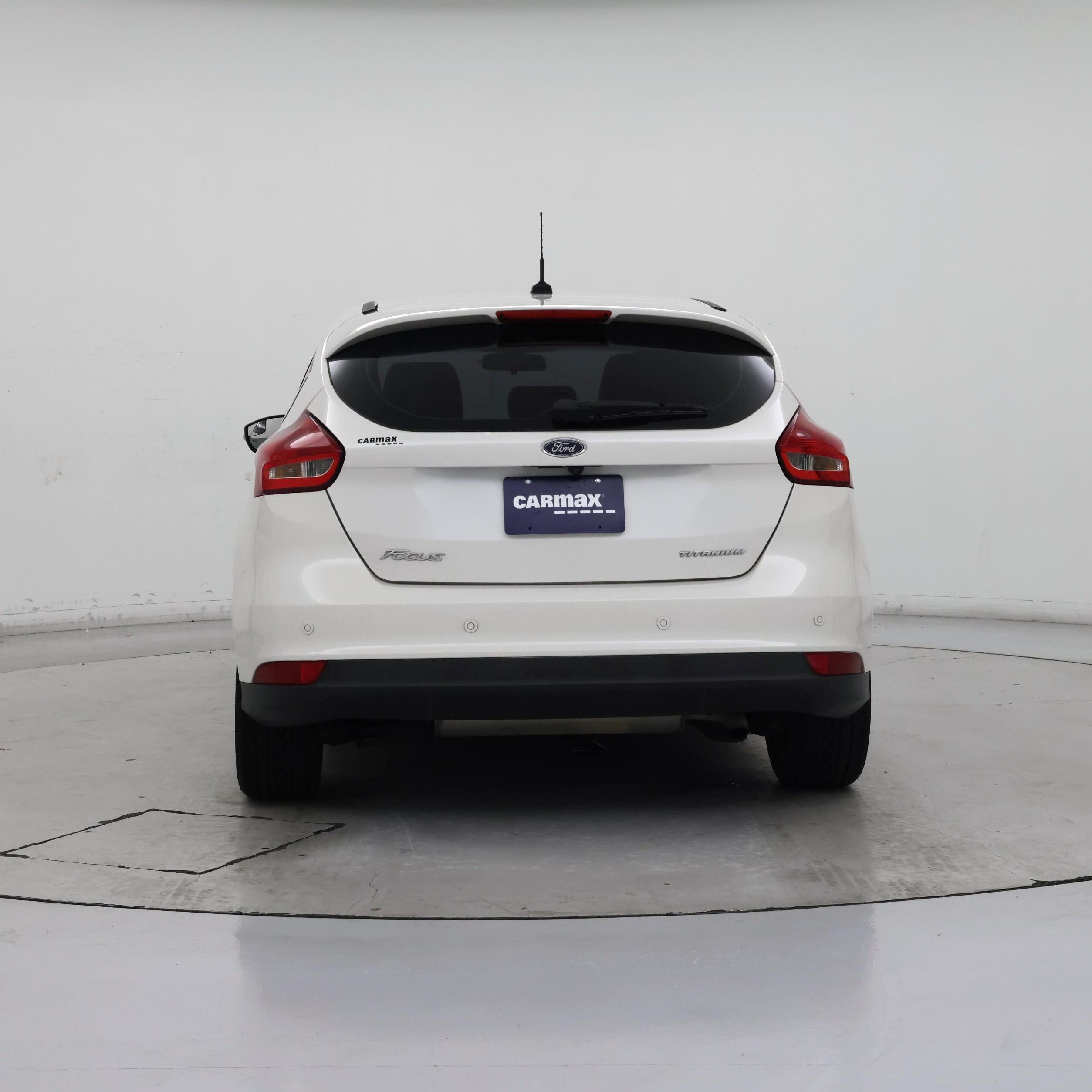 Thumbnail: 2017 Ford Focus - 6