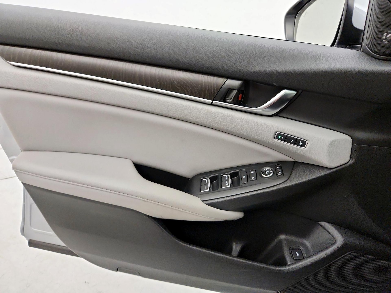2018 Honda Accord EX-L - Photo 13