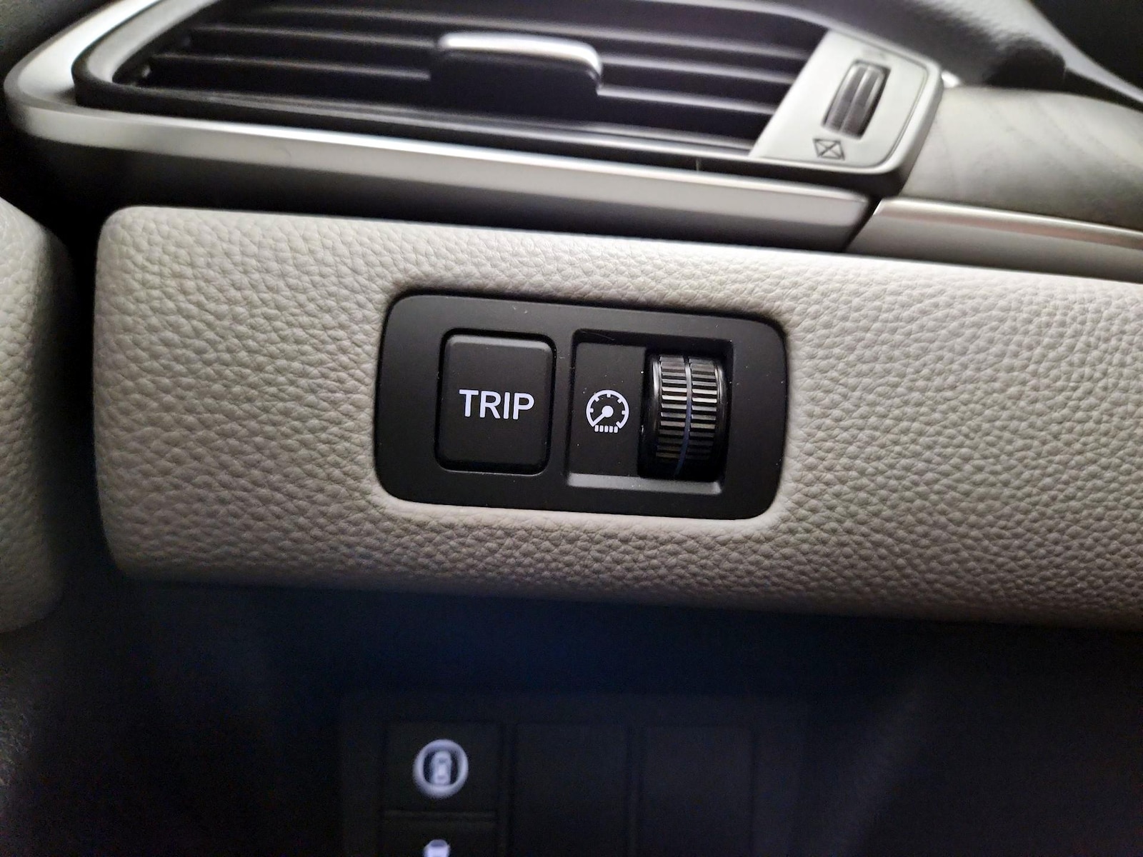2018 Honda Accord EX-L - Photo 14