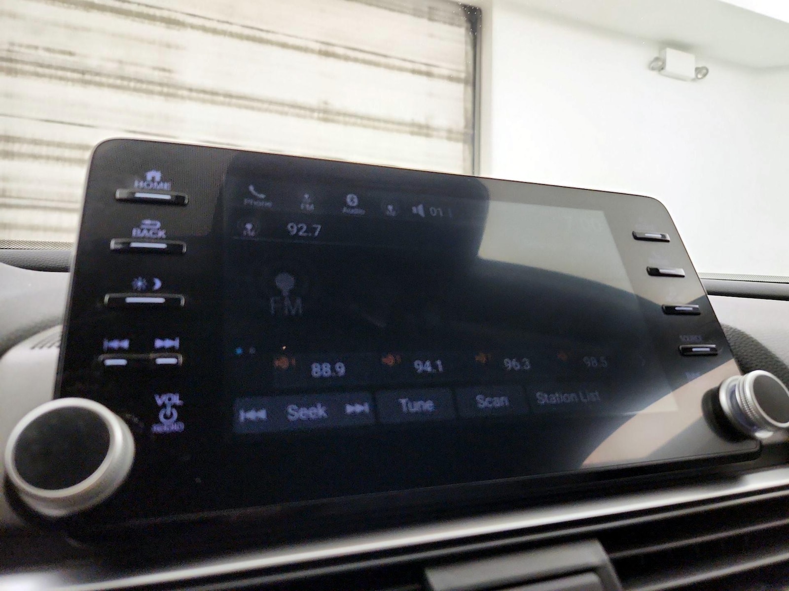 2018 Honda Accord EX-L - Photo 16