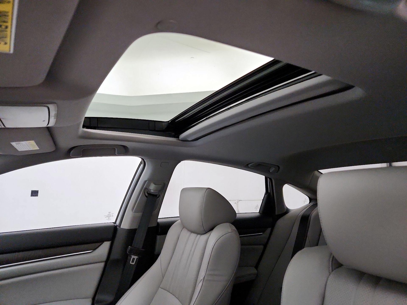 2018 Honda Accord EX-L - Photo 20