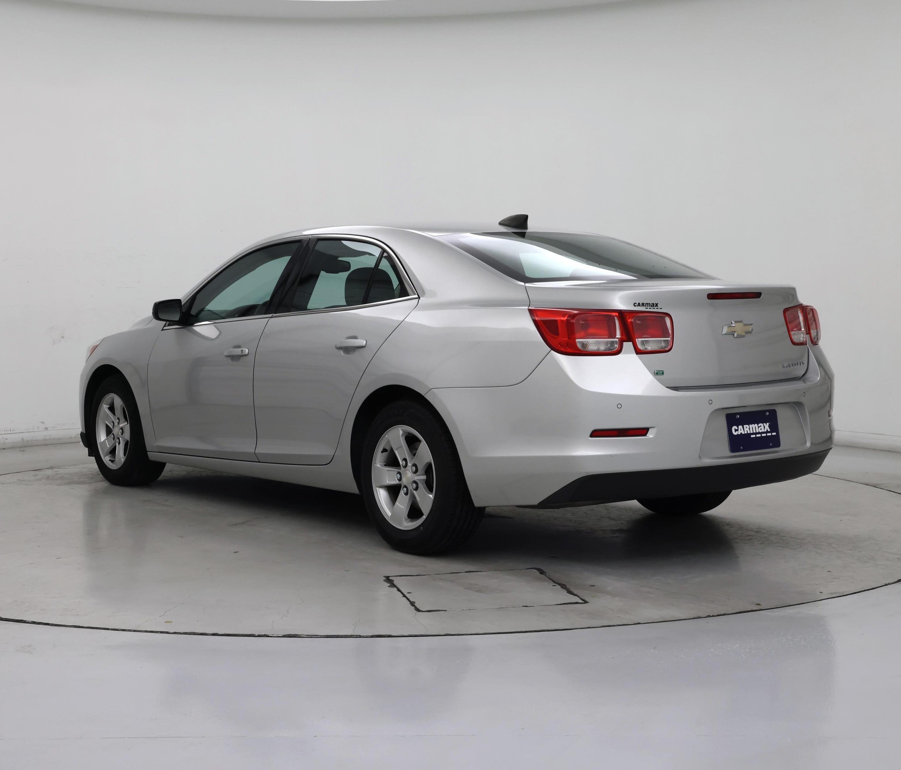 Thumbnail: 2016 Chevrolet Malibu - 2
