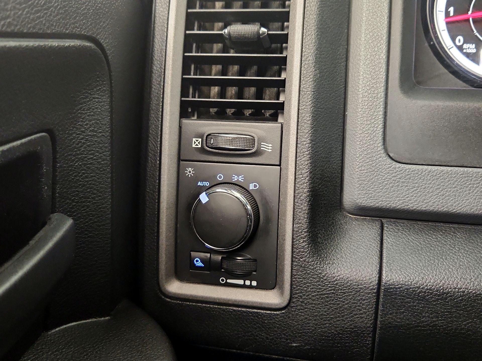 Thumbnail: 2016 RAM 1500 - 13