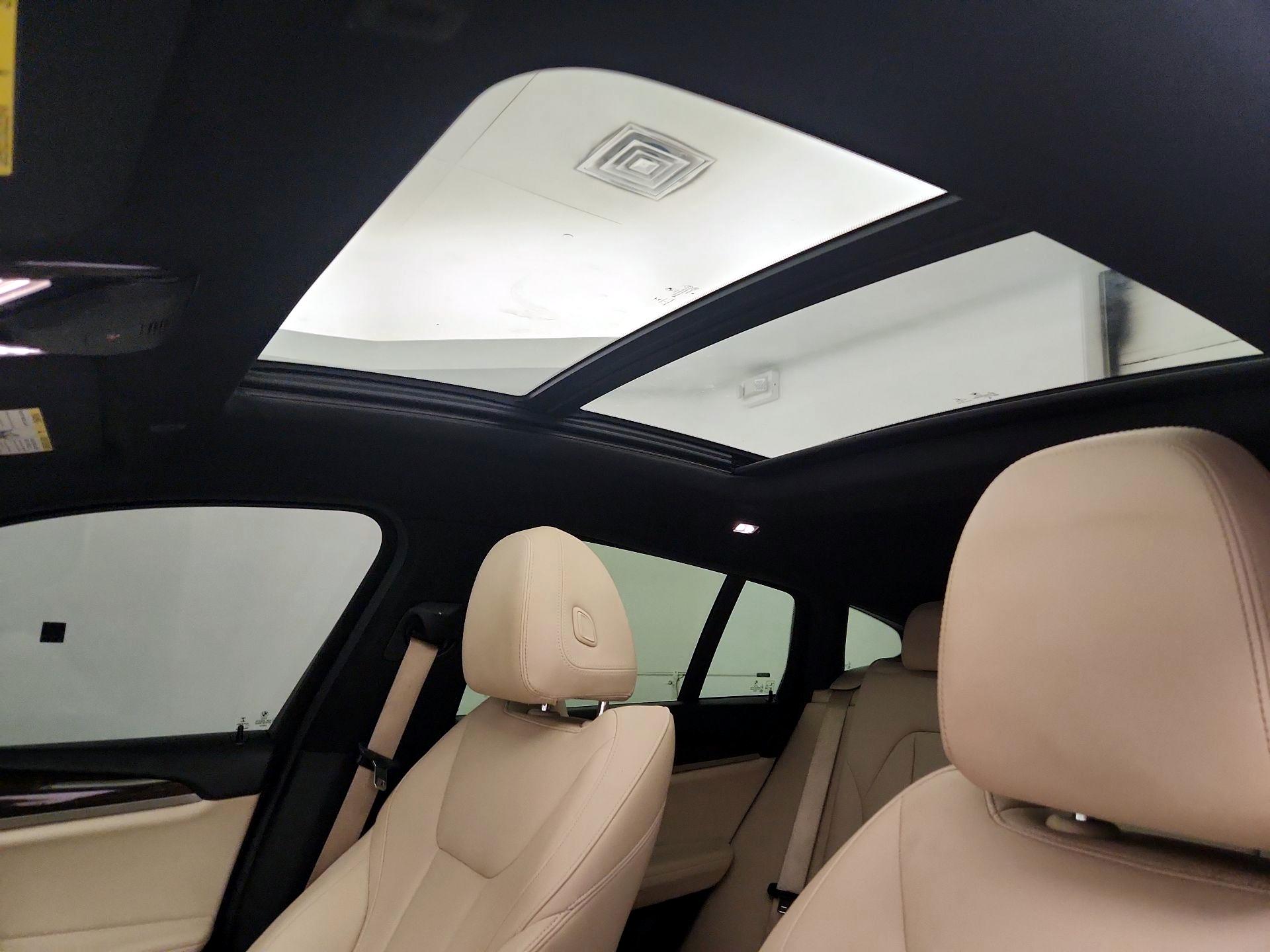 Thumbnail: 2019 BMW X4 - 19