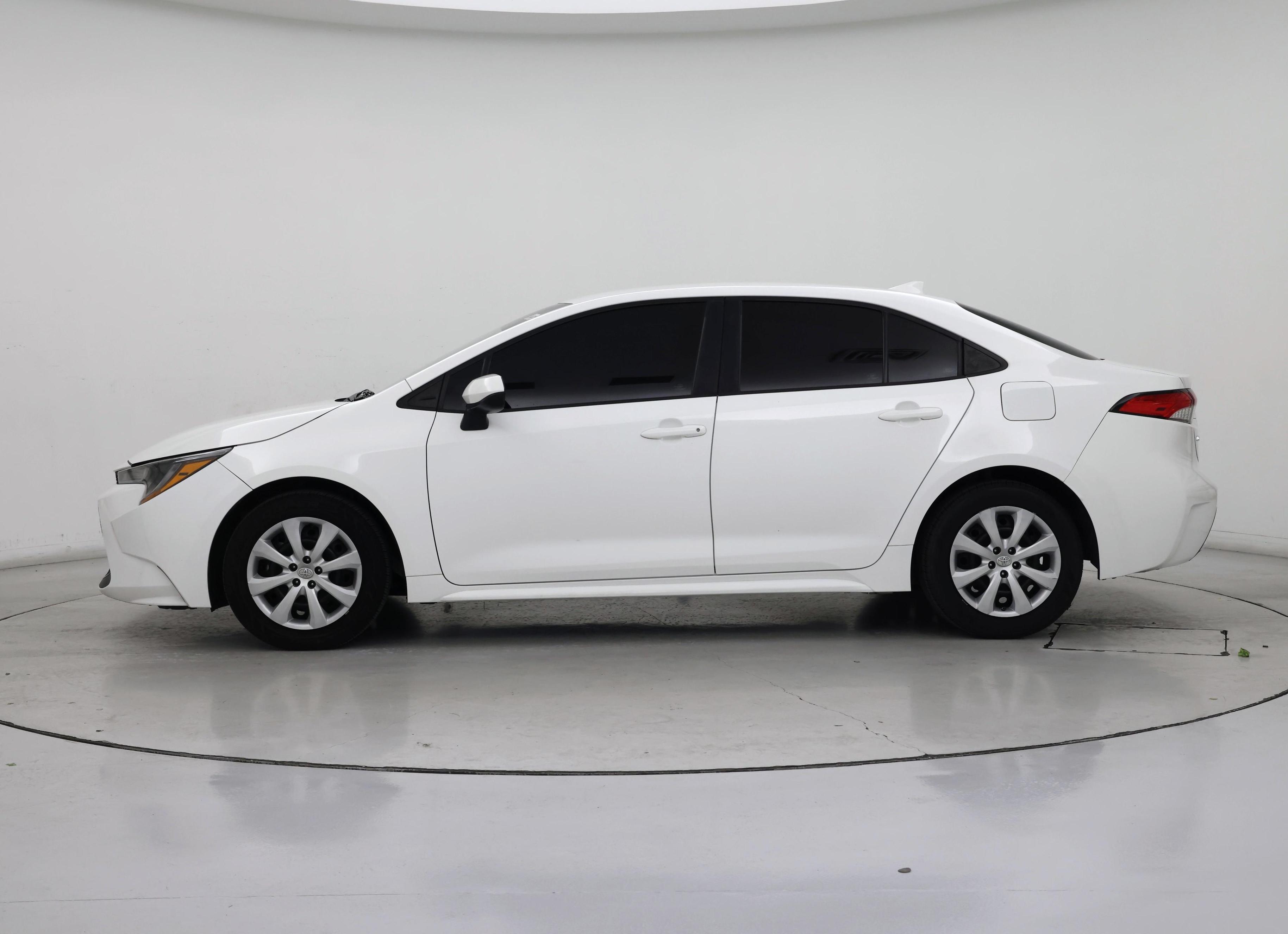 Thumbnail: 2022 Toyota Corolla - 3