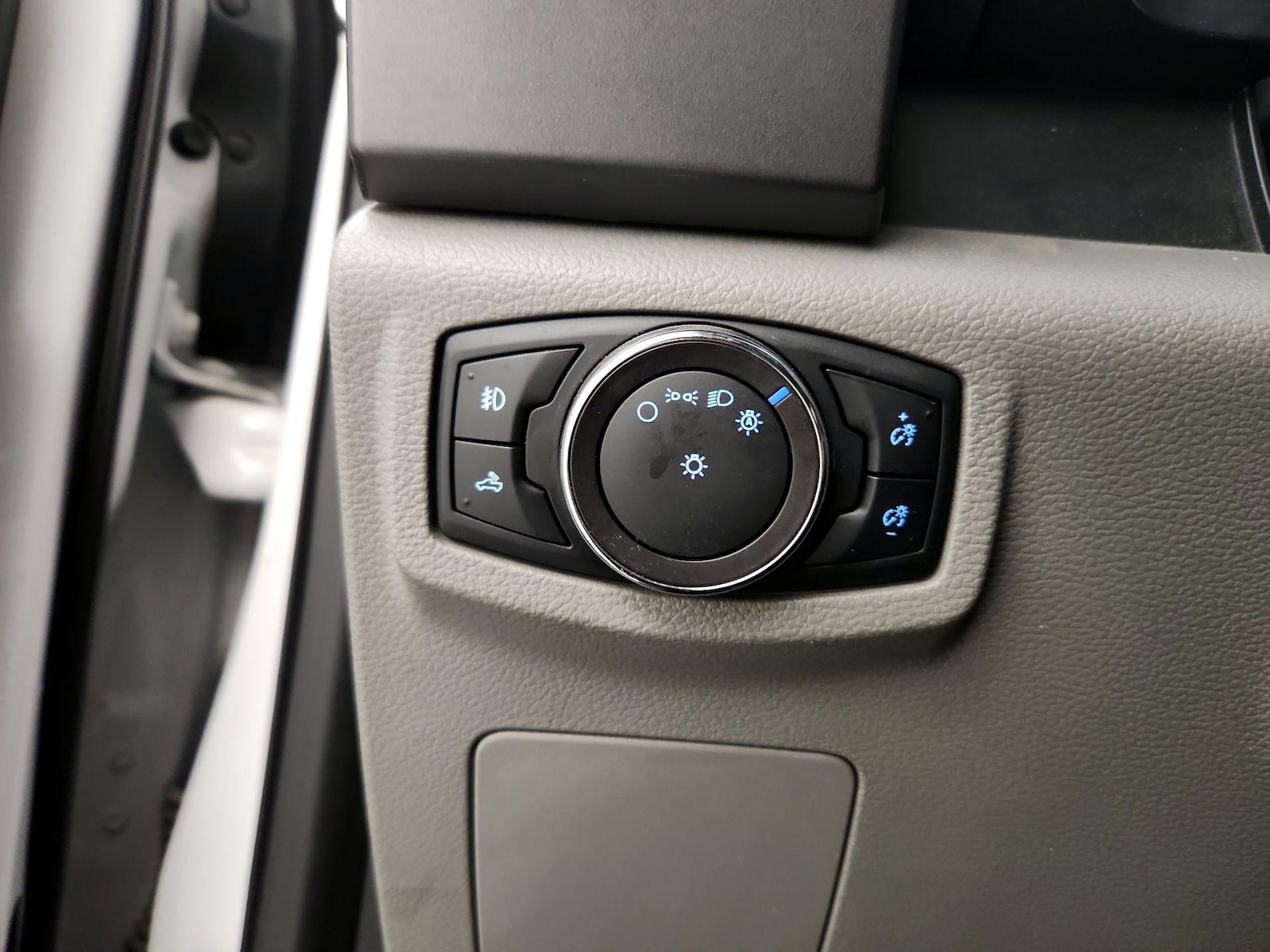 2017 Ford F-150 XLT - Photo 14