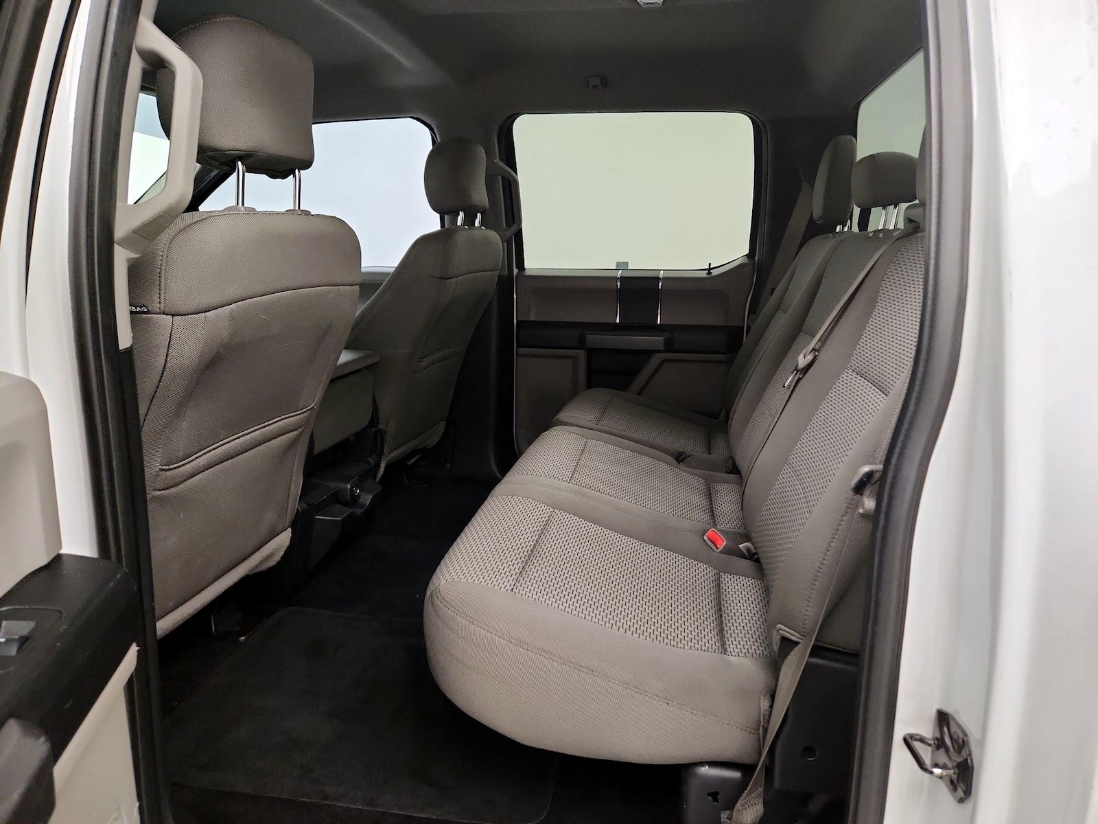 2017 Ford F-150 XLT - Photo 19