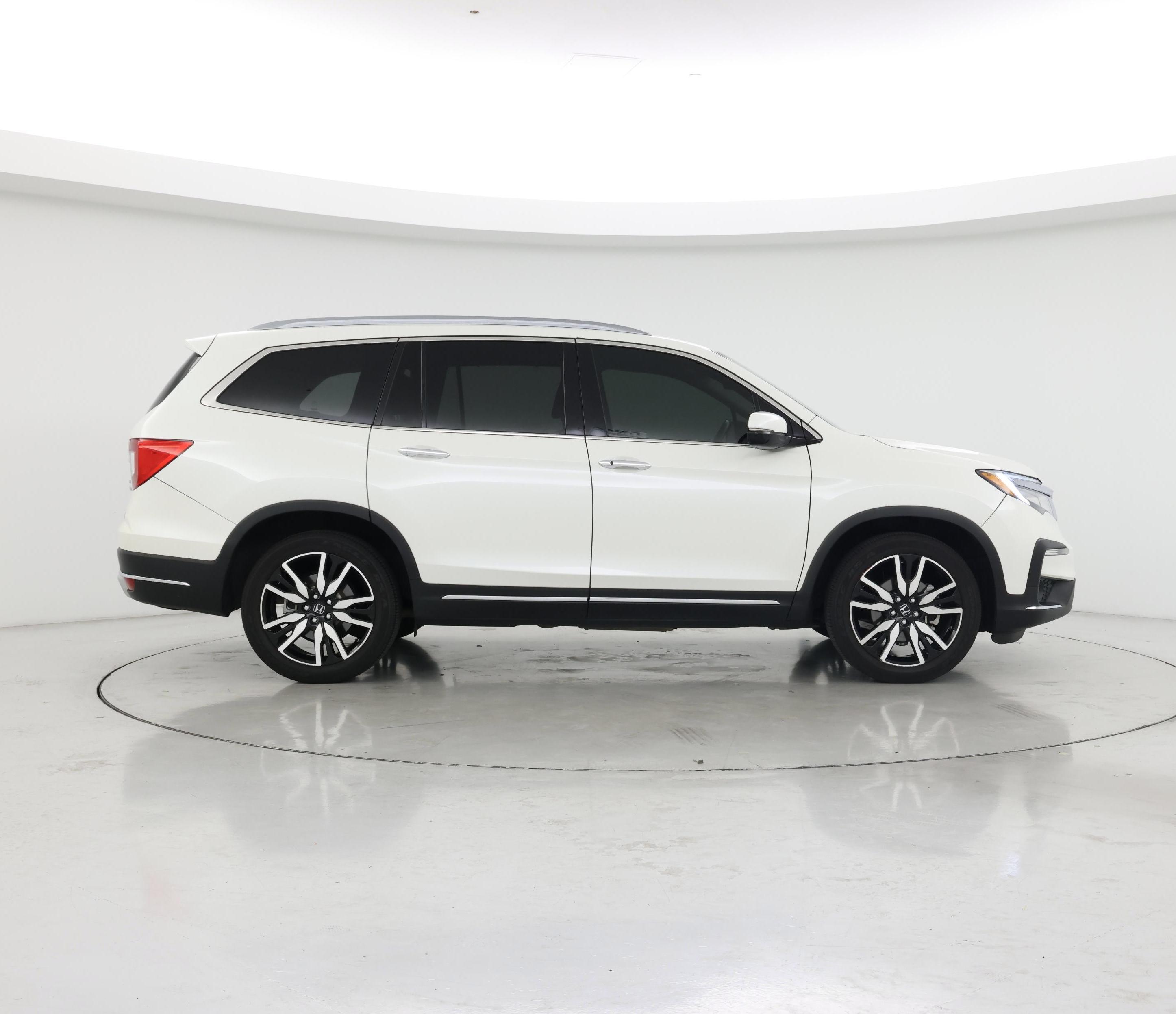Thumbnail: 2019 Honda Pilot - 7