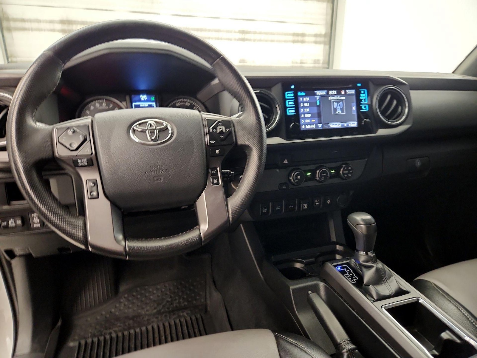 2019 Toyota Tacoma TRD Sport - Photo 10