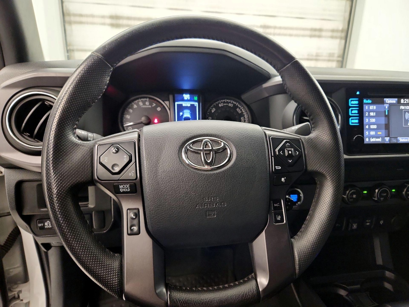 2019 Toyota Tacoma TRD Sport - Photo 11