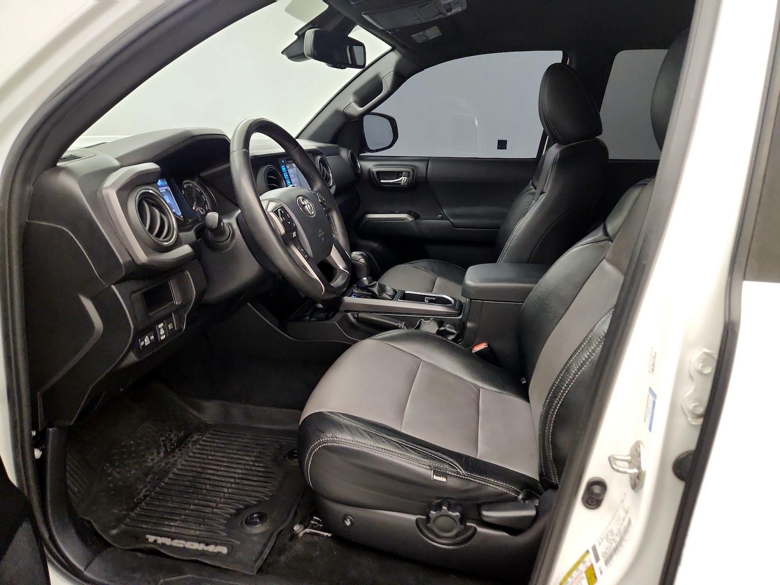 2019 Toyota Tacoma TRD Sport - Photo 12