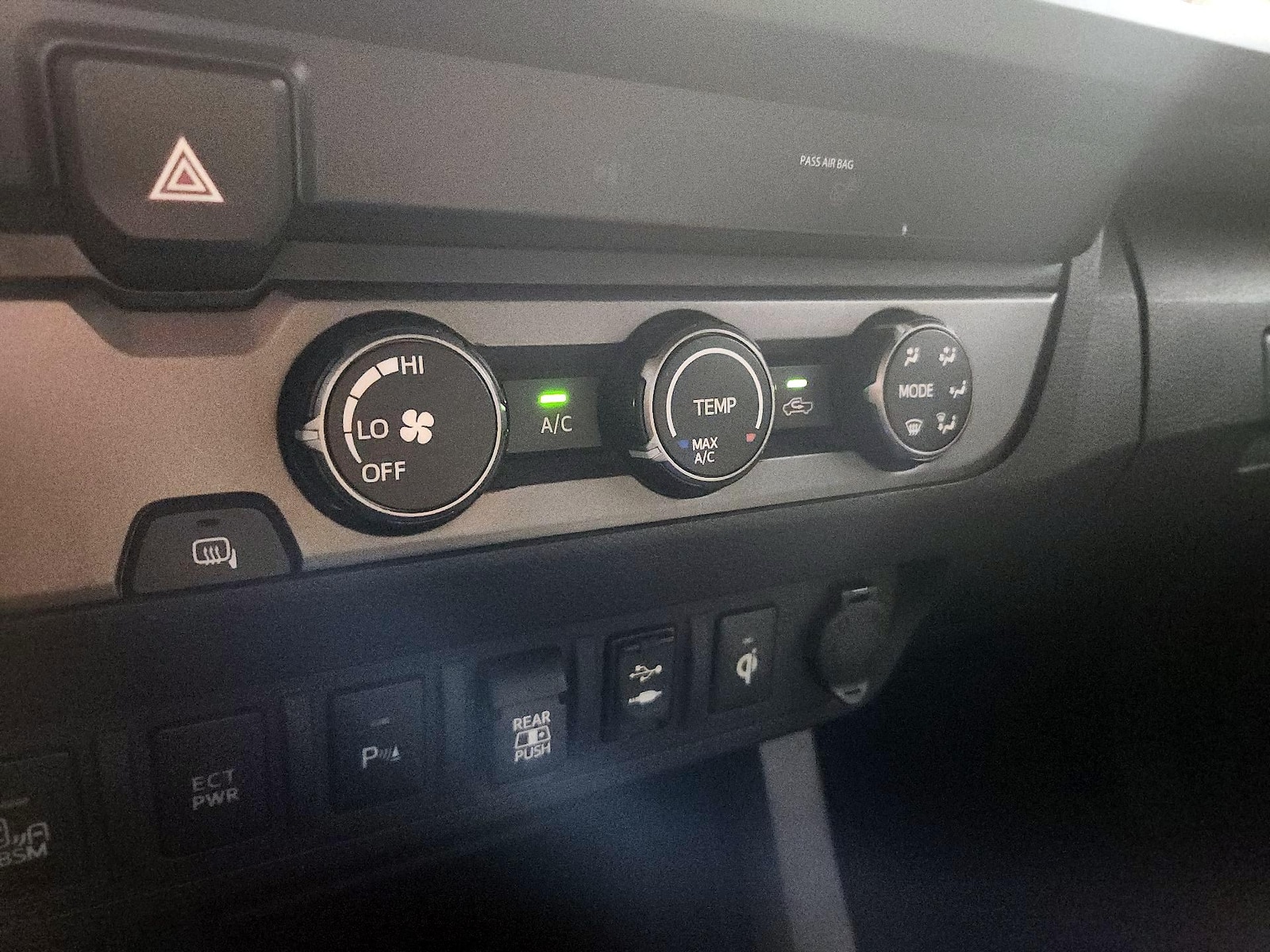 2019 Toyota Tacoma TRD Sport - Photo 17