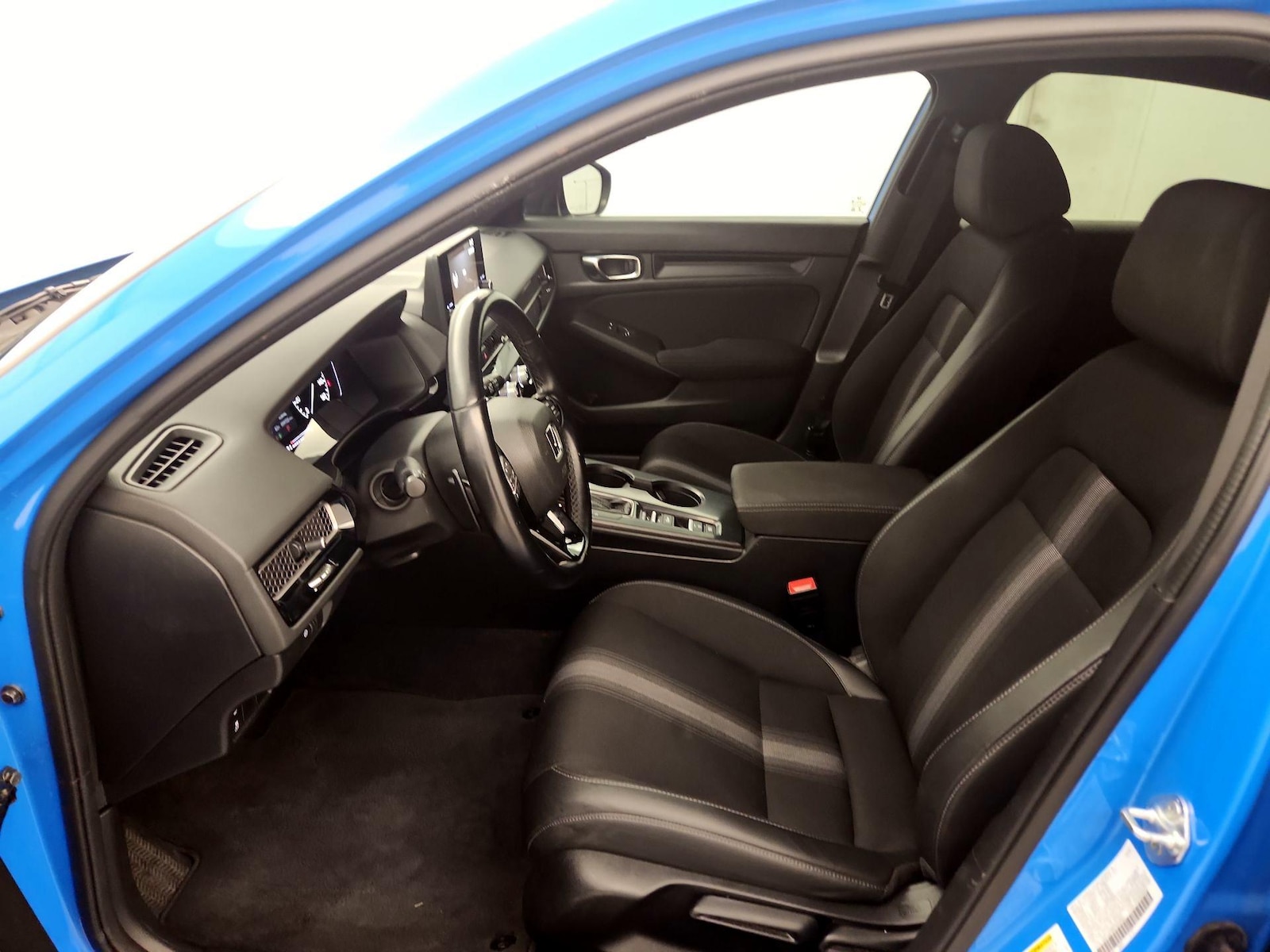2023 Honda Civic Hatchback Sport - Photo 12