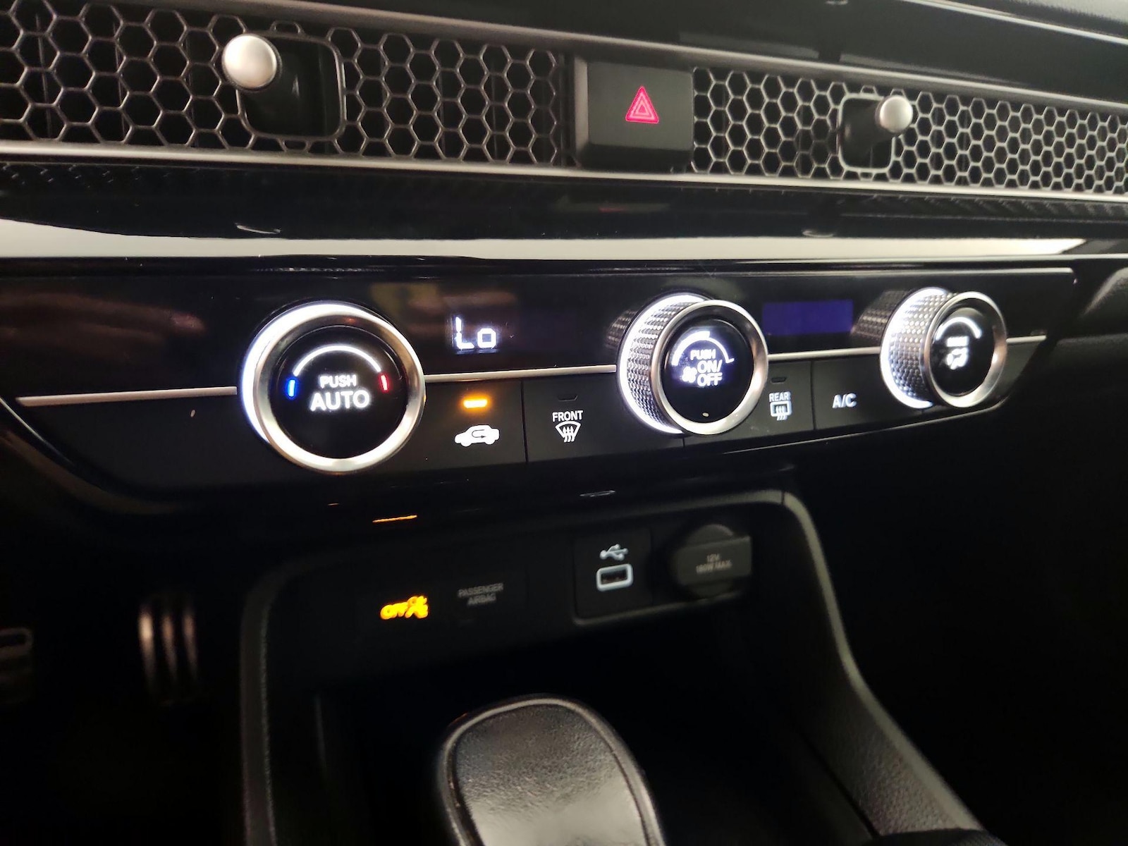 2023 Honda Civic Hatchback Sport - Photo 17