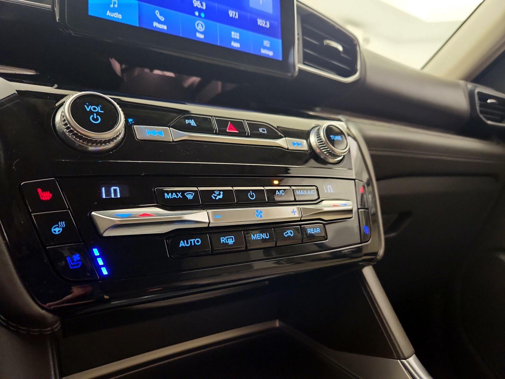 Thumbnail: 2021 Ford Explorer - 17