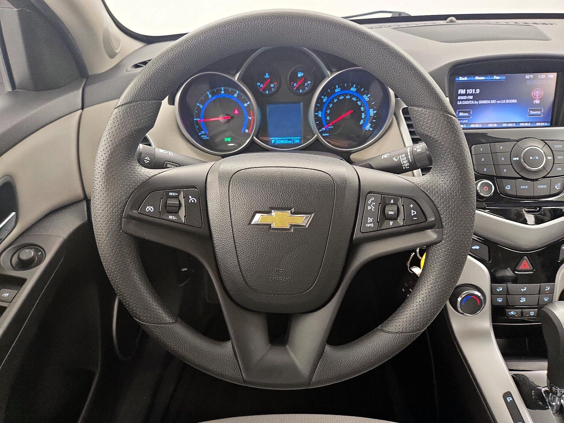 Thumbnail: 2016 Chevrolet Cruze - 10