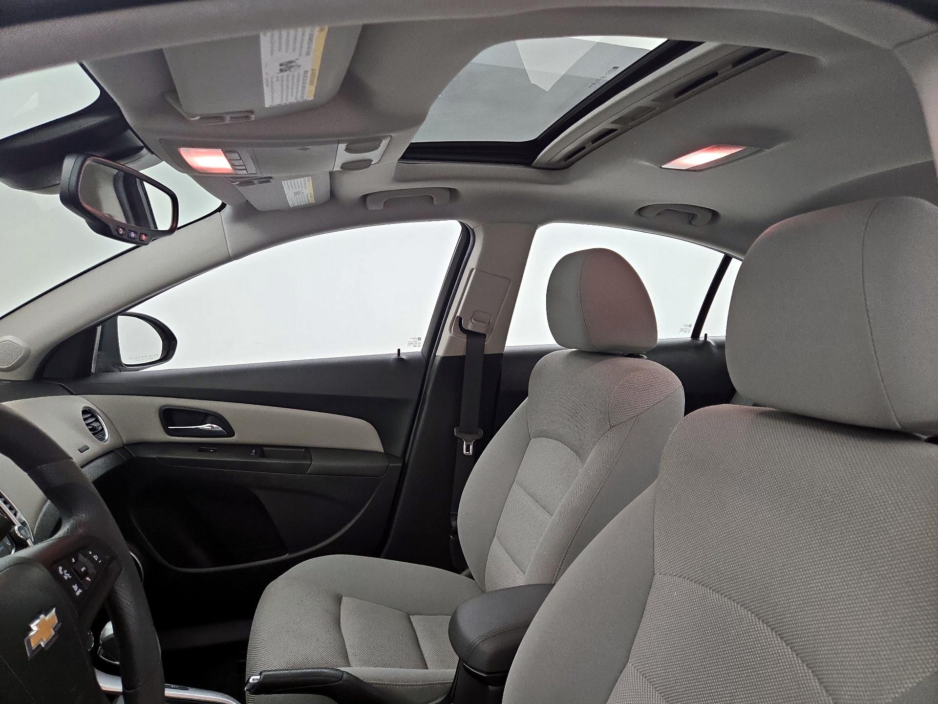 Thumbnail: 2016 Chevrolet Cruze - 19