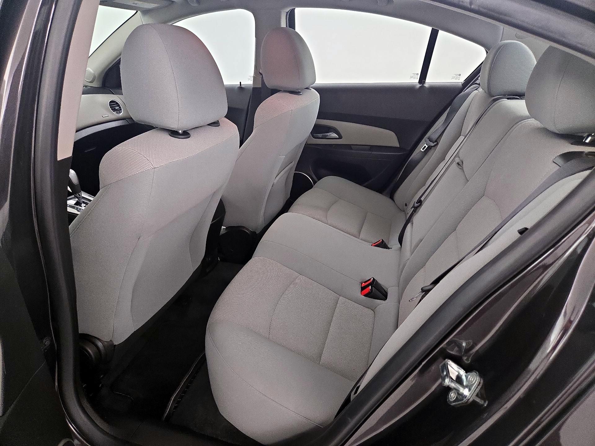 Thumbnail: 2016 Chevrolet Cruze - 20