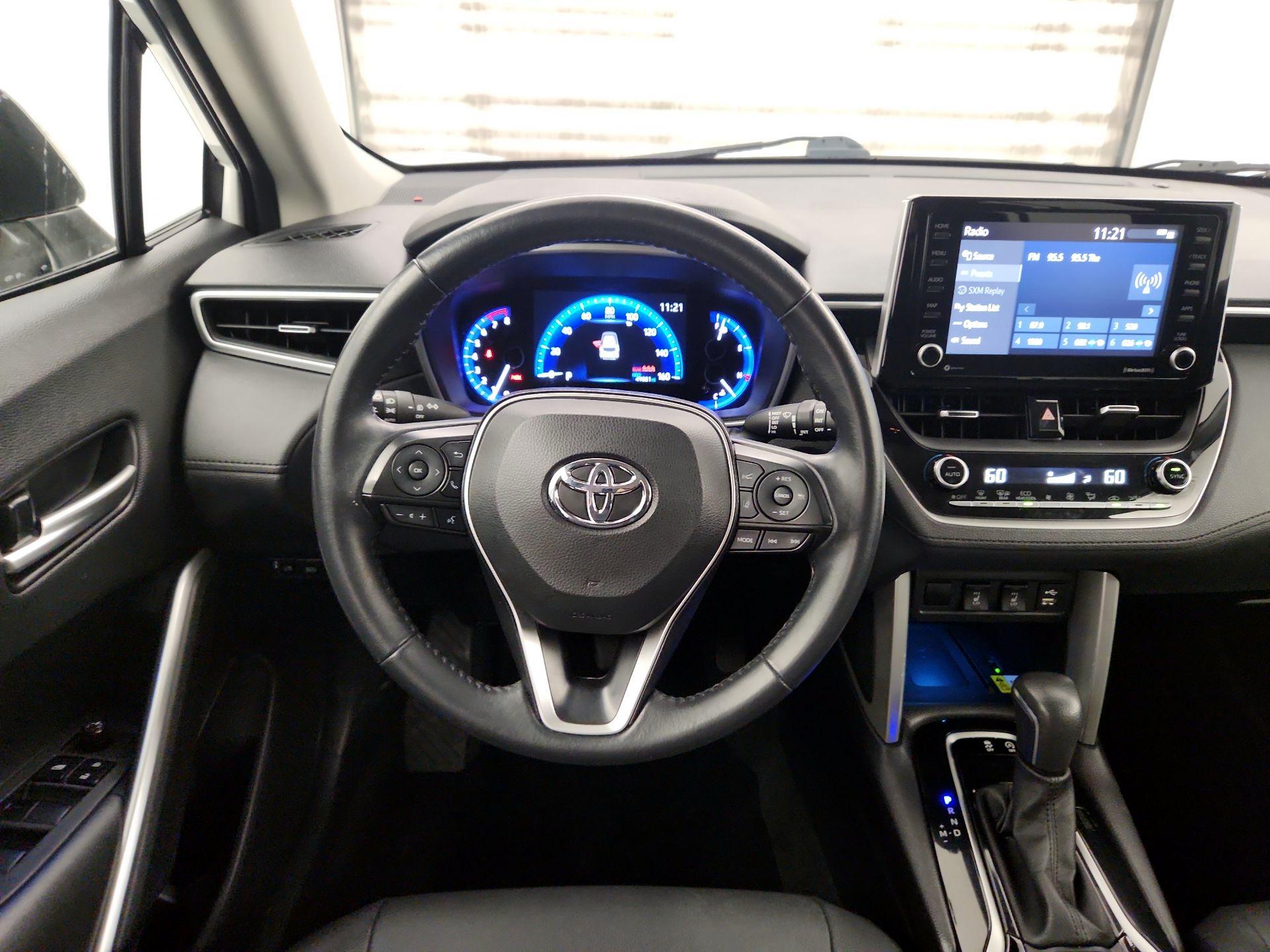 Thumbnail: 2022 Toyota Corolla Cross - 10