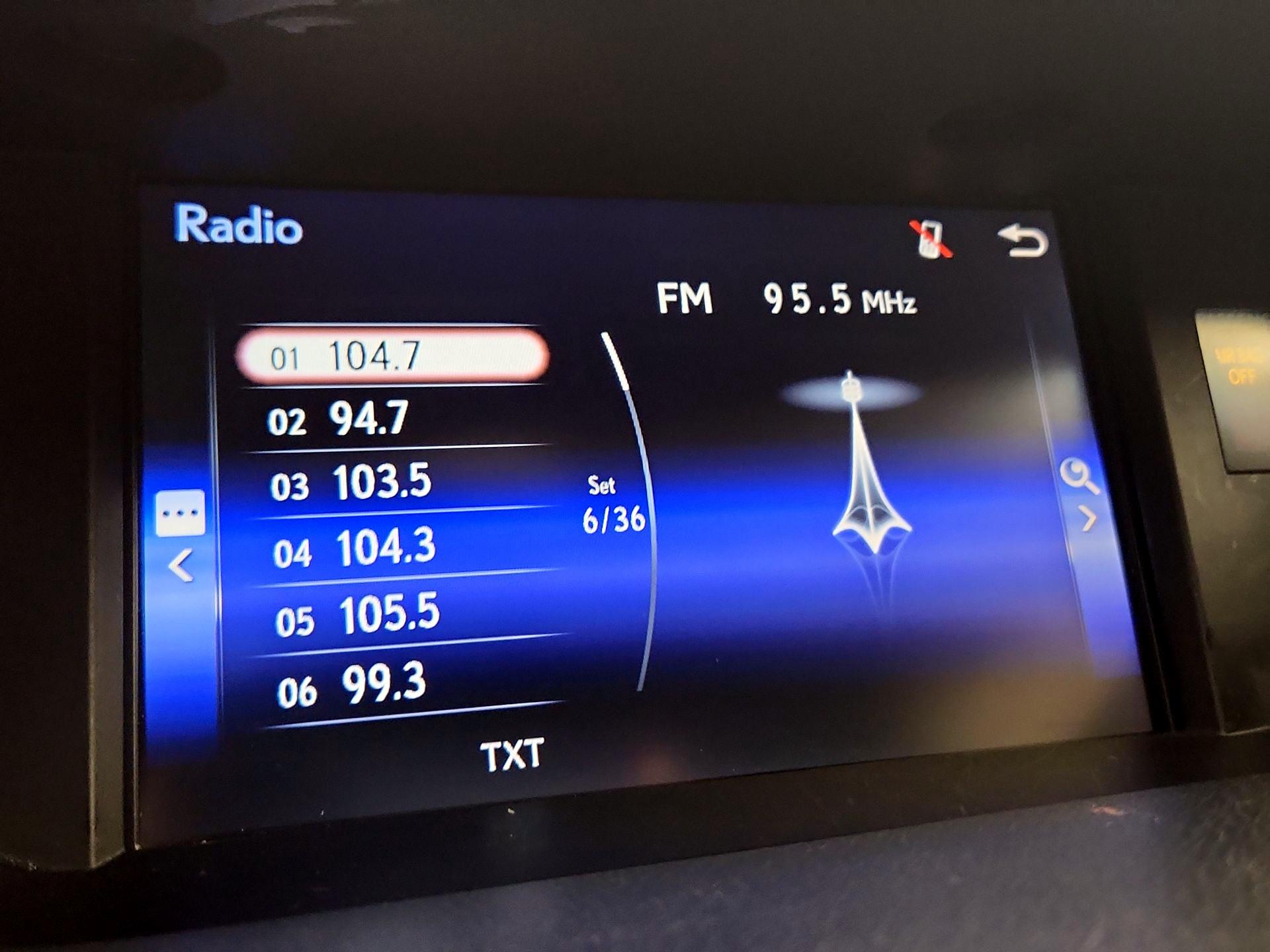 Thumbnail: 2015 Lexus ES - 15