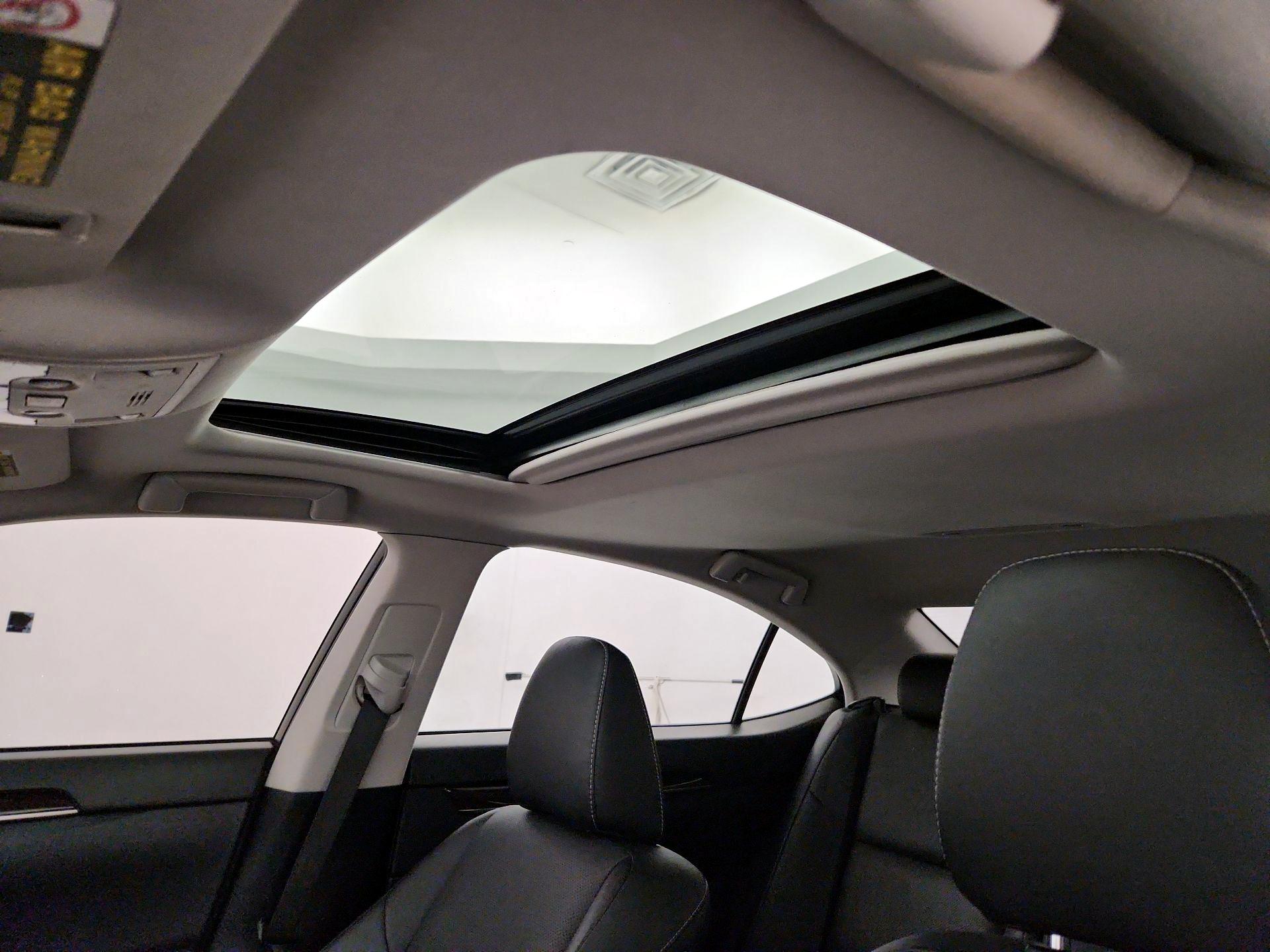 Thumbnail: 2015 Lexus ES - 19