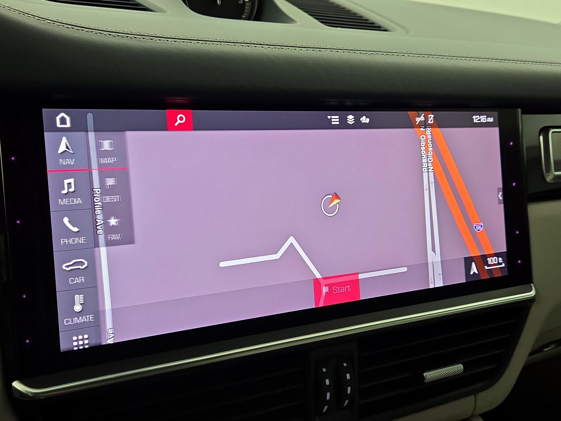Thumbnail: 2020 Porsche Cayenne - 14