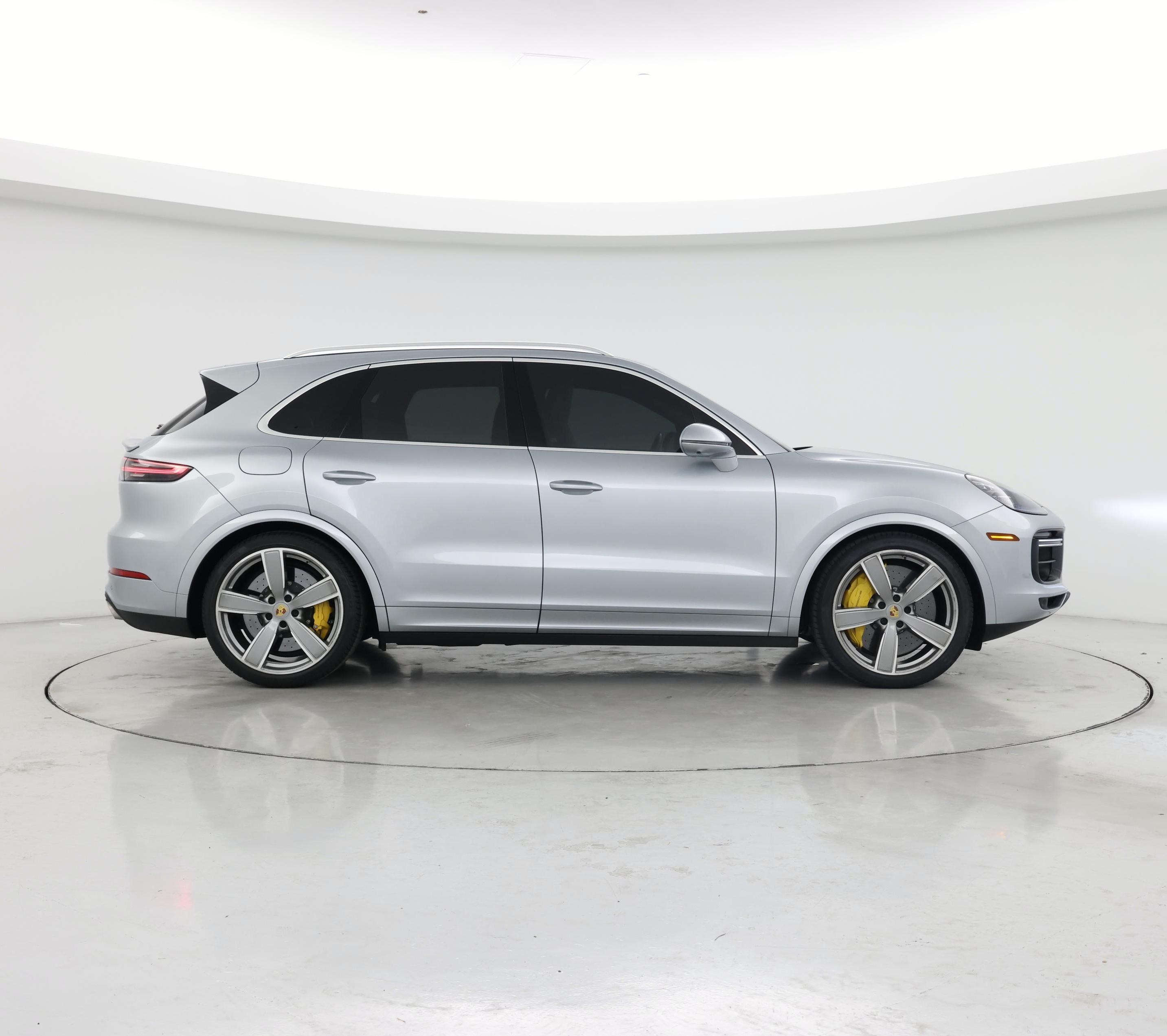 Thumbnail: 2020 Porsche Cayenne - 7