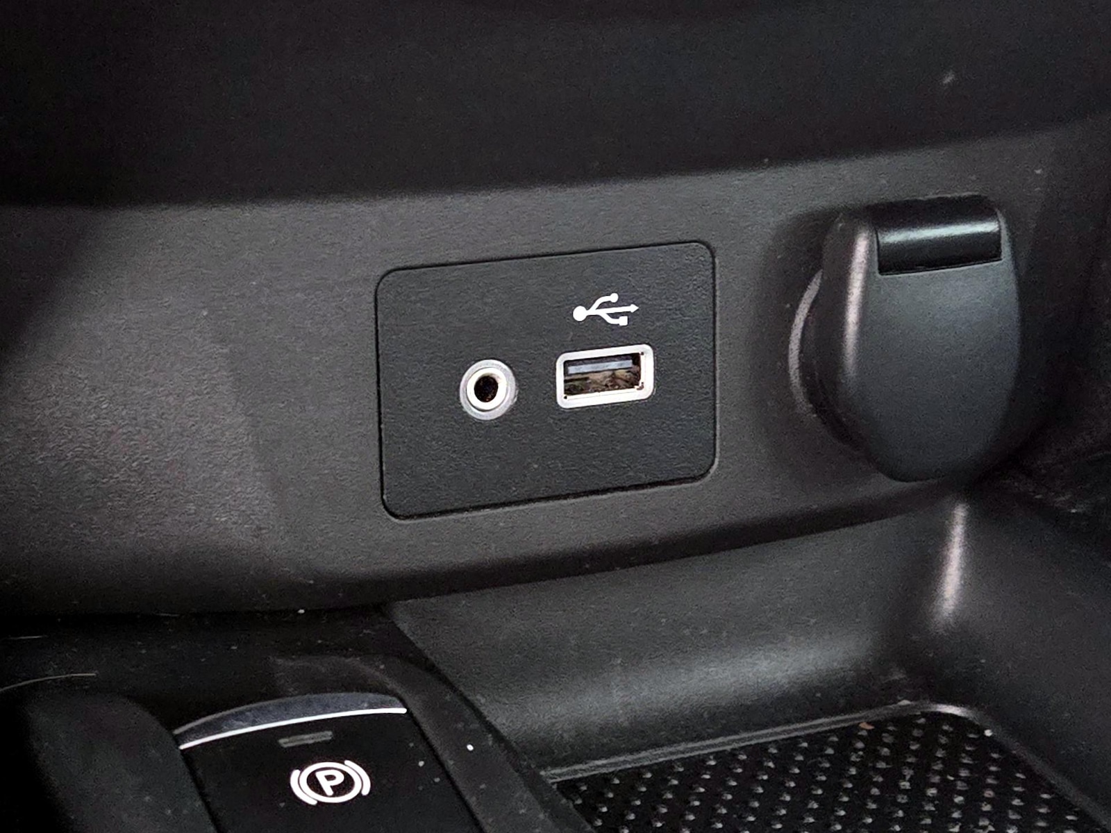 2022 Nissan Rogue Sport SV - Photo 19
