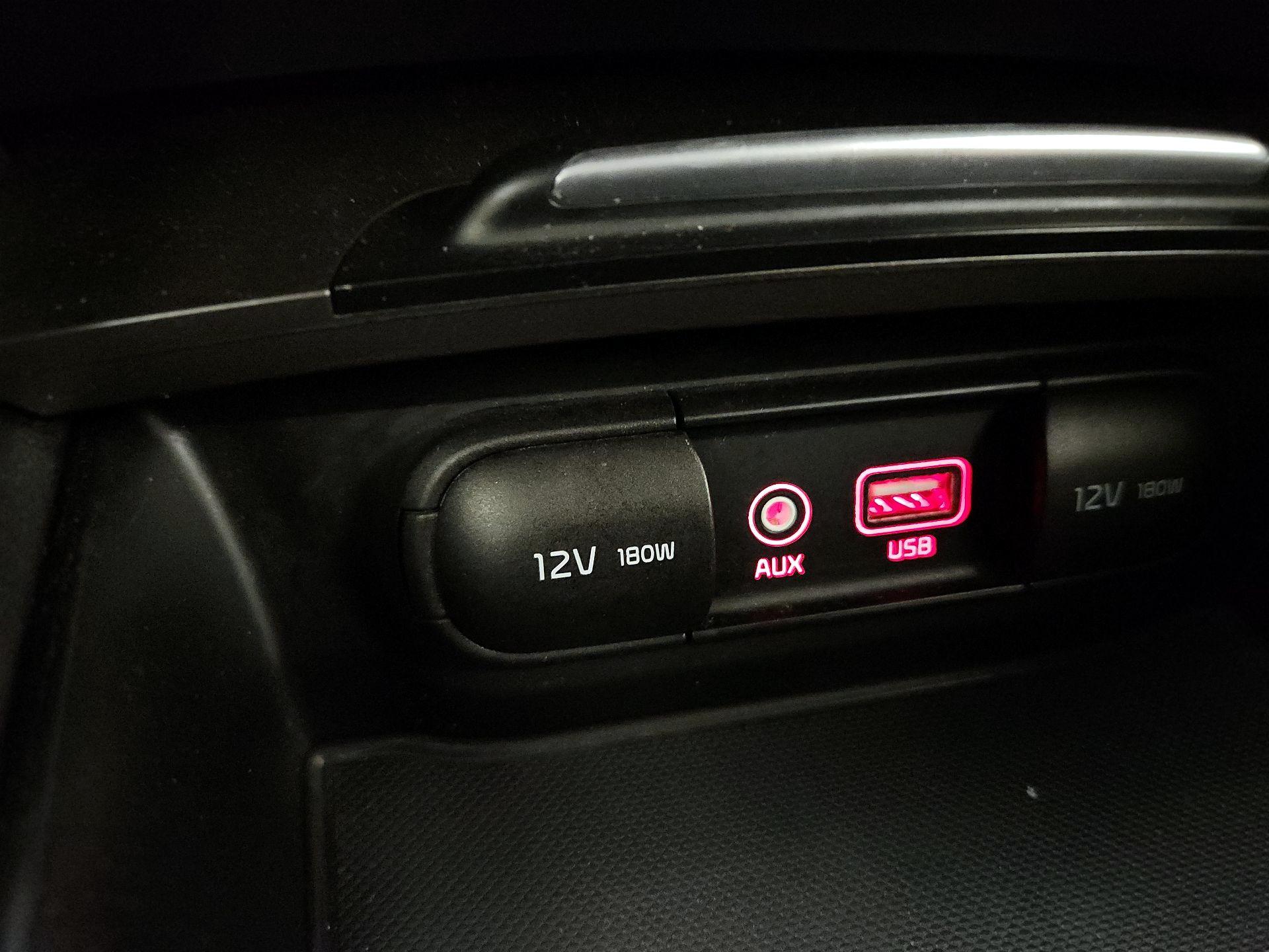 Thumbnail: 2019 Kia Optima - 18