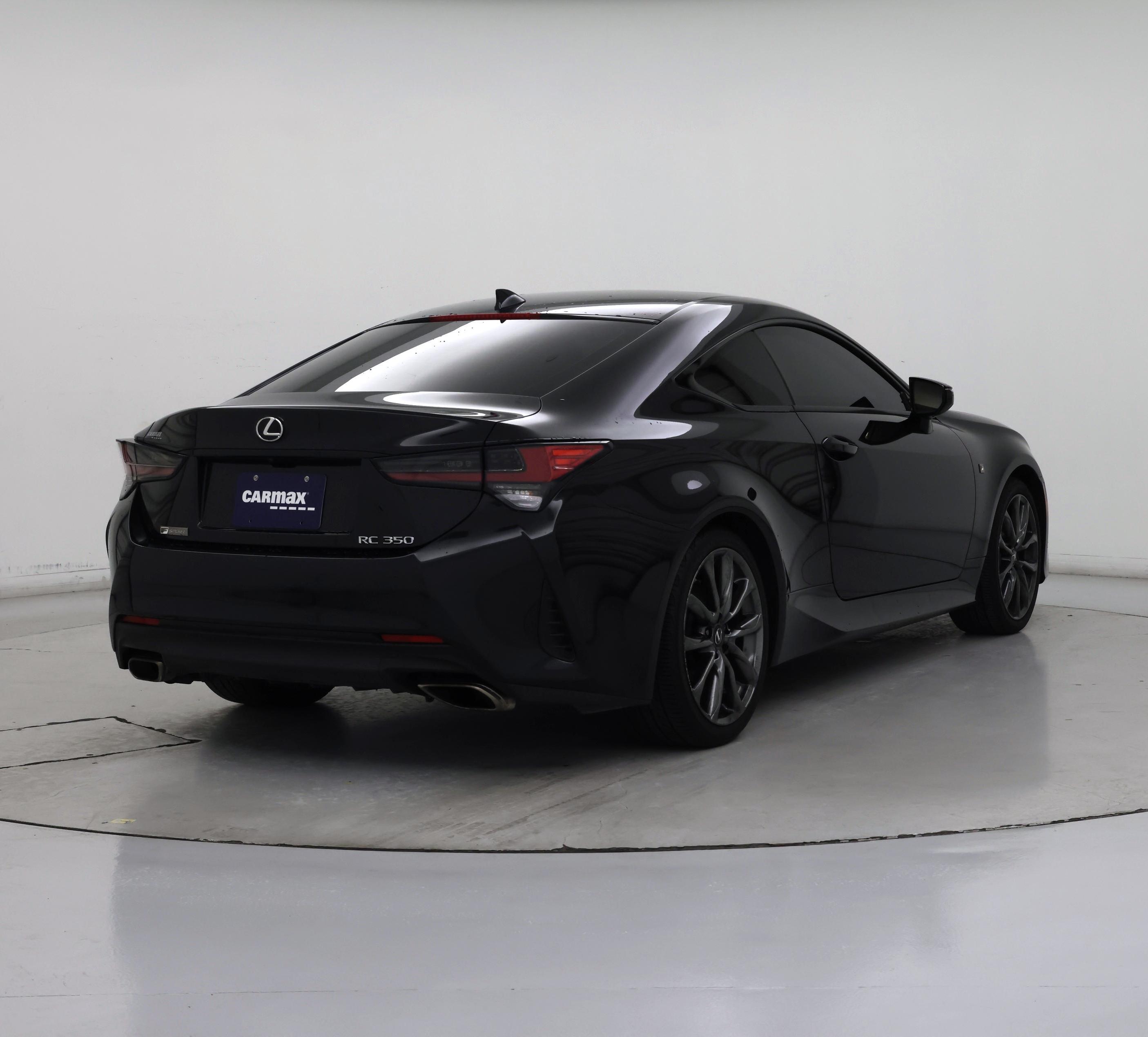 Thumbnail: 2019 Lexus RC - 8