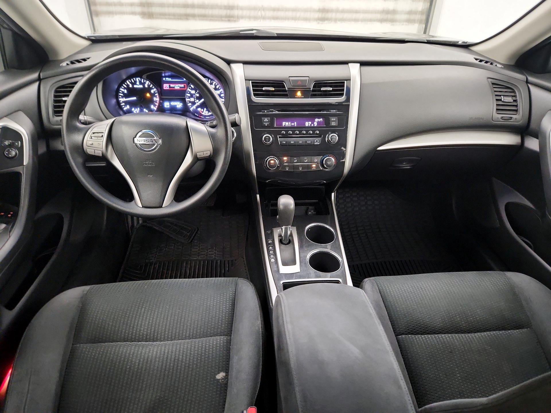 Thumbnail: 2014 Nissan Altima - 9