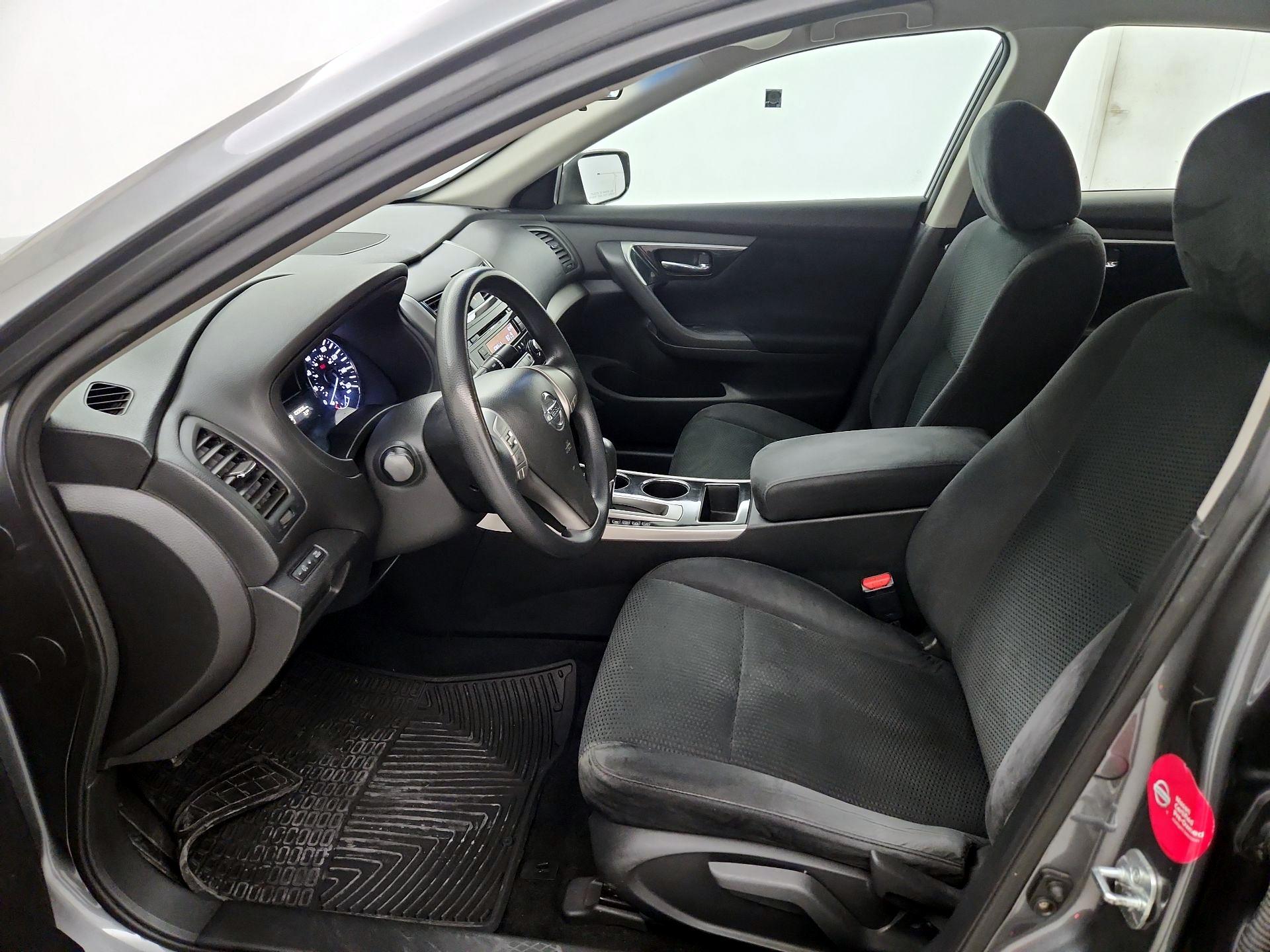 Thumbnail: 2014 Nissan Altima - 11