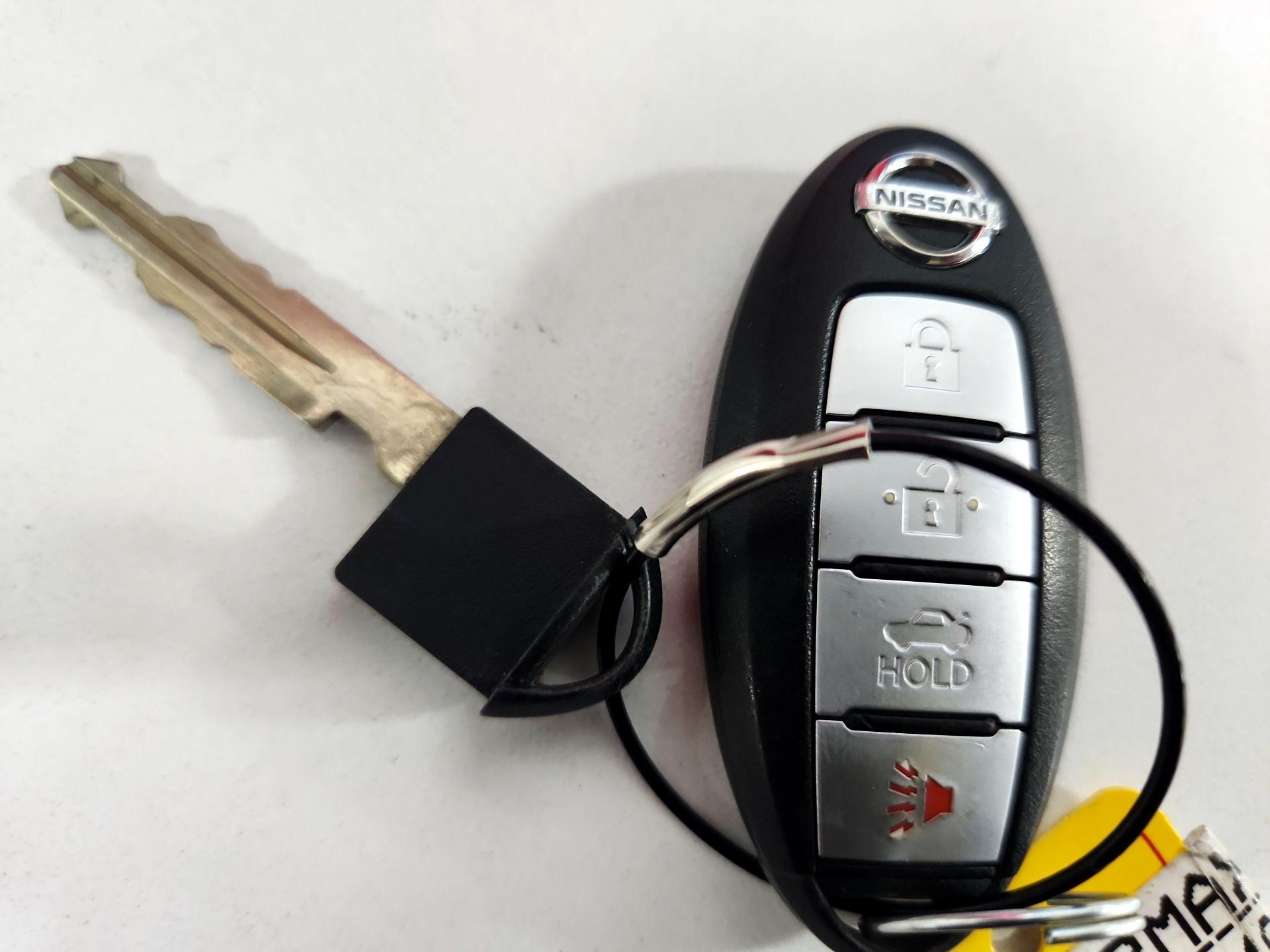 Thumbnail: 2014 Nissan Altima - 20