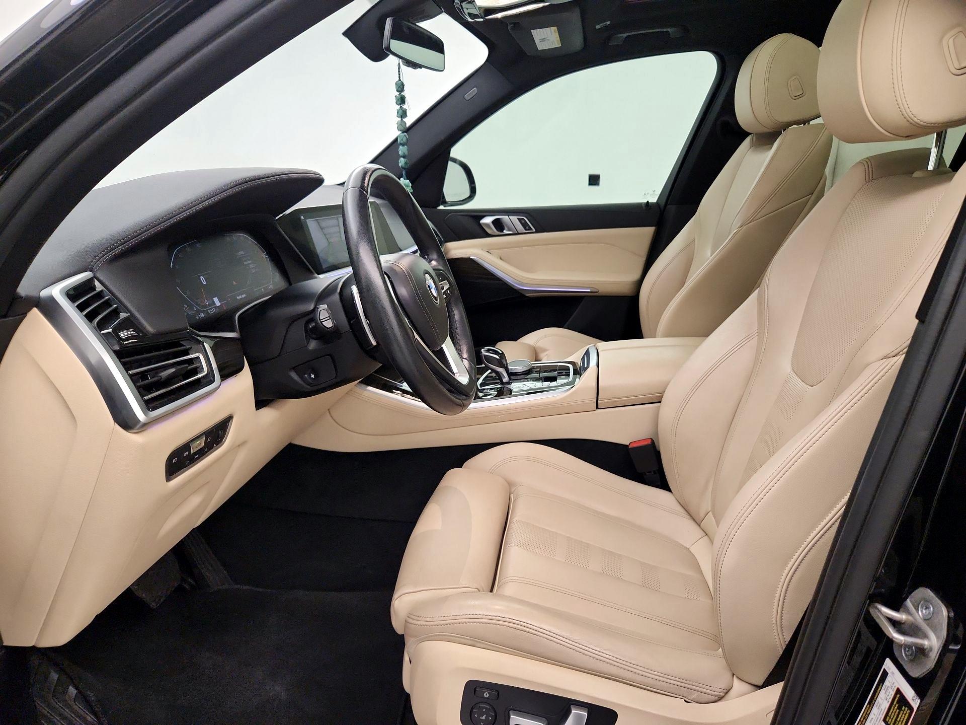 Thumbnail: 2021 BMW X5 - 11