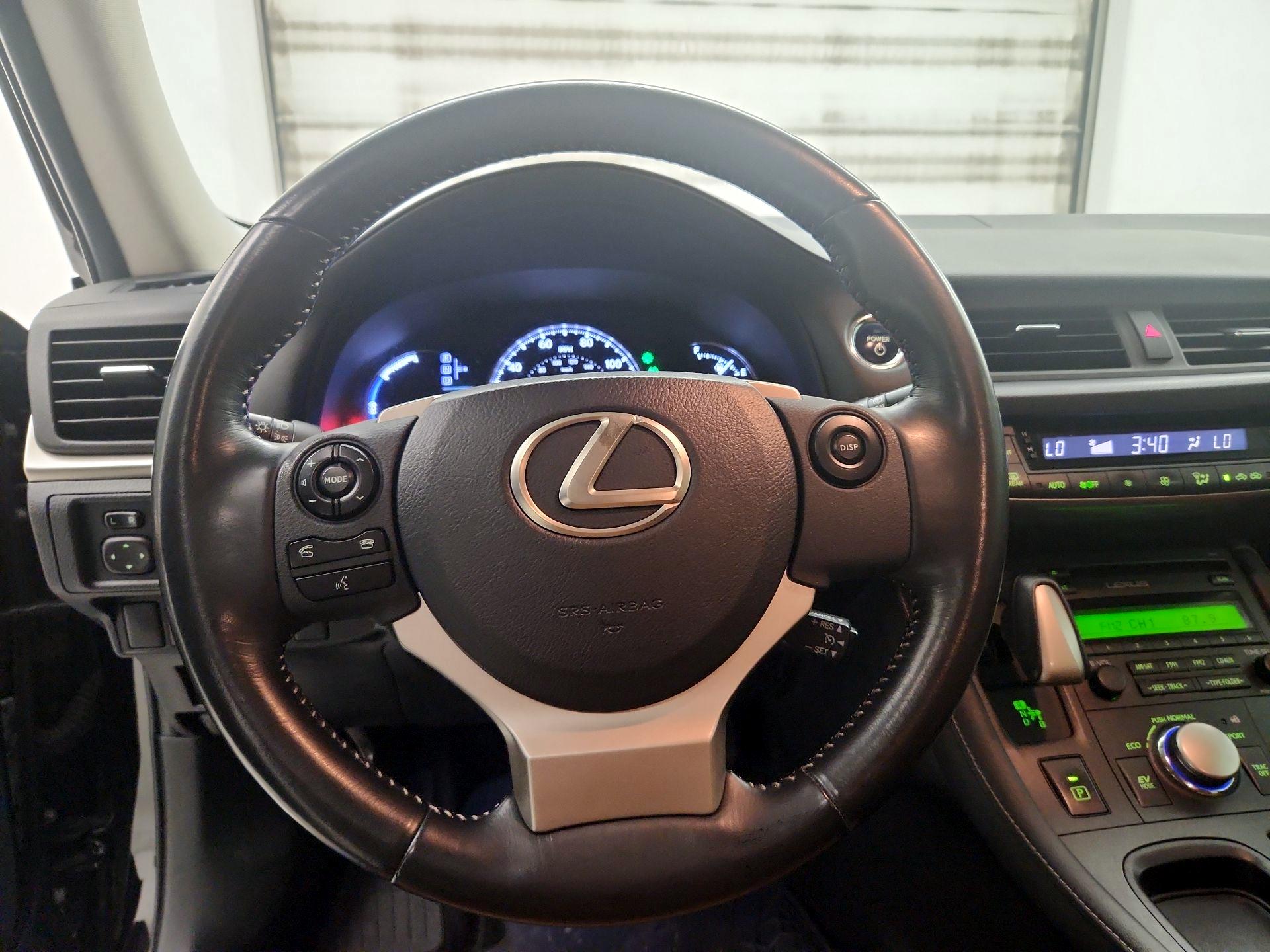 Thumbnail: 2015 Lexus CT - 10