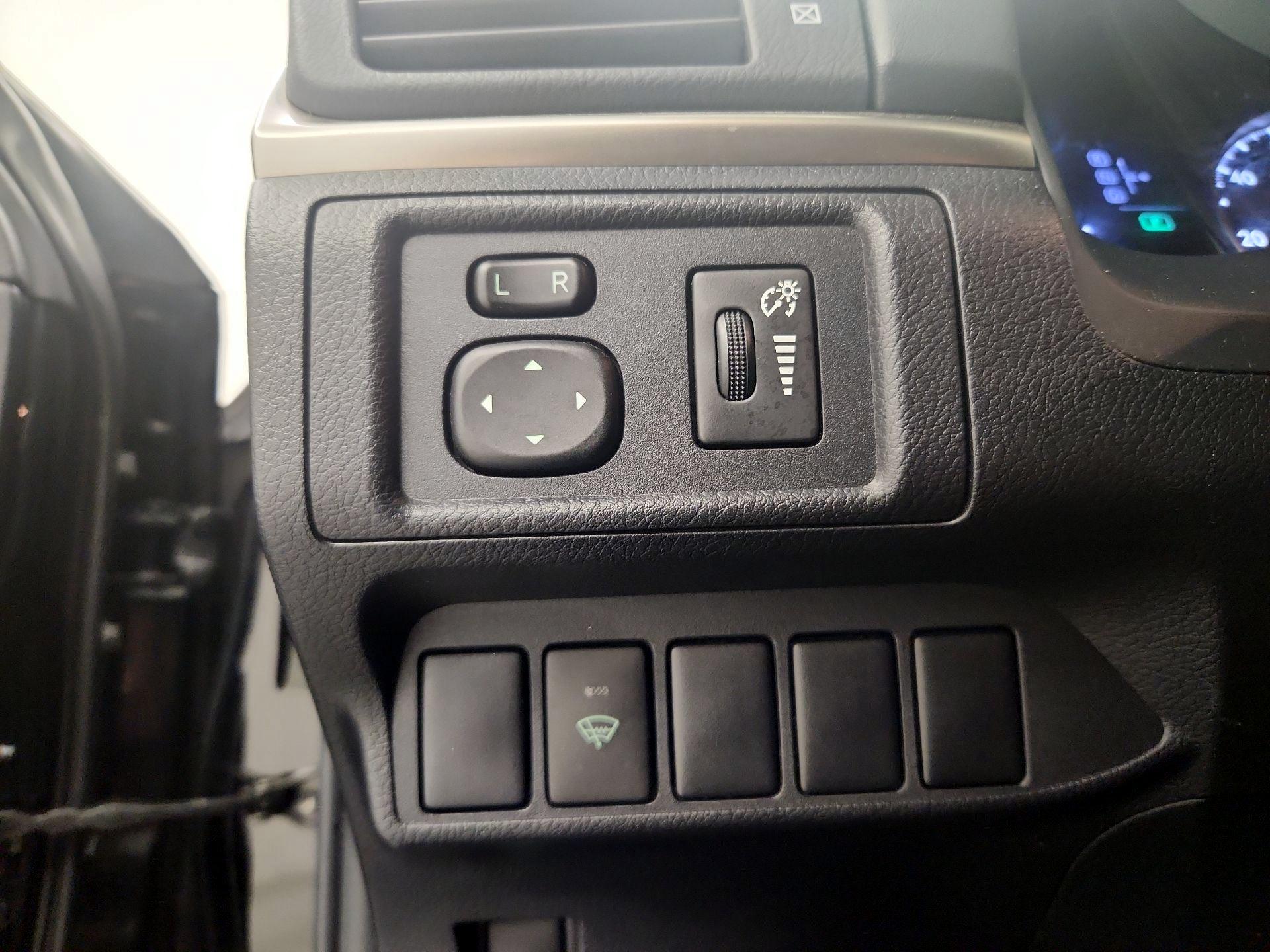 Thumbnail: 2015 Lexus CT - 13