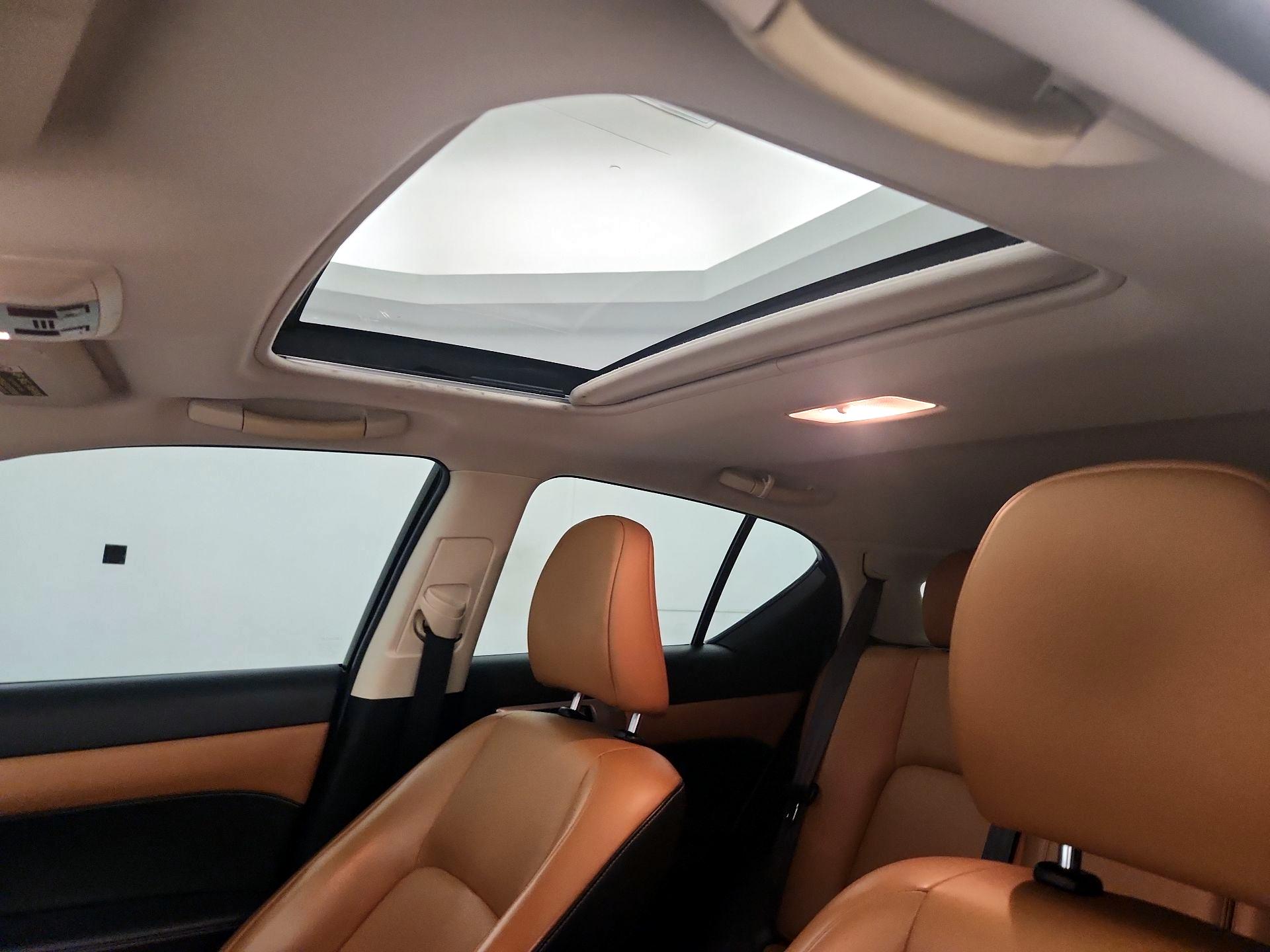 Thumbnail: 2015 Lexus CT - 18
