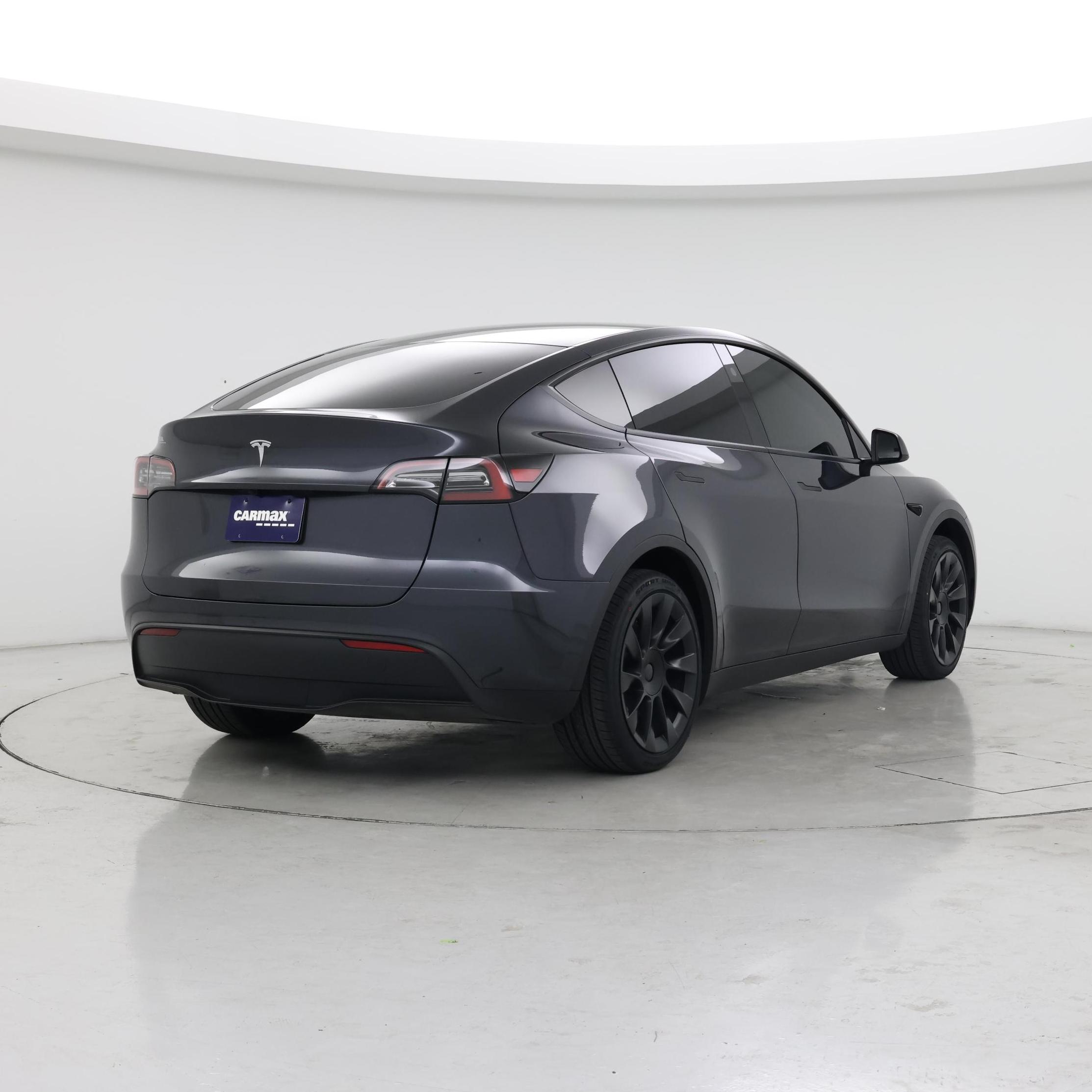 Thumbnail: 2024 Tesla Model Y - 8