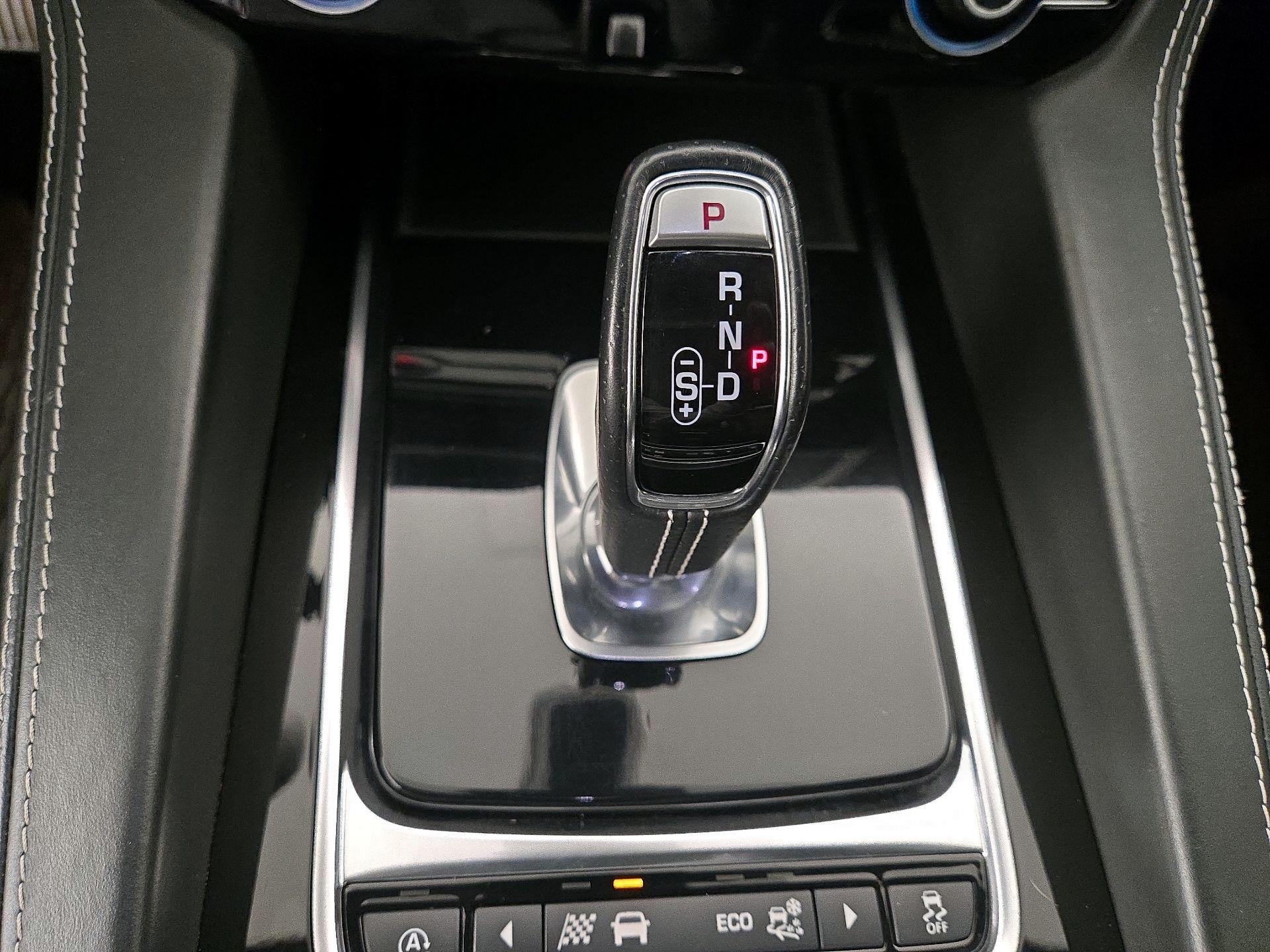 Thumbnail: 2020 Jaguar F-Pace - 18