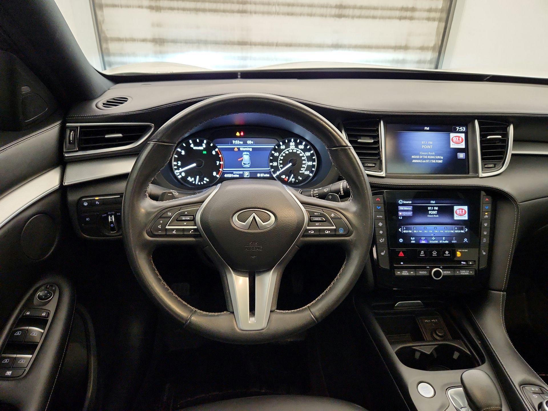 Thumbnail: 2021 INFINITI QX50 - 10