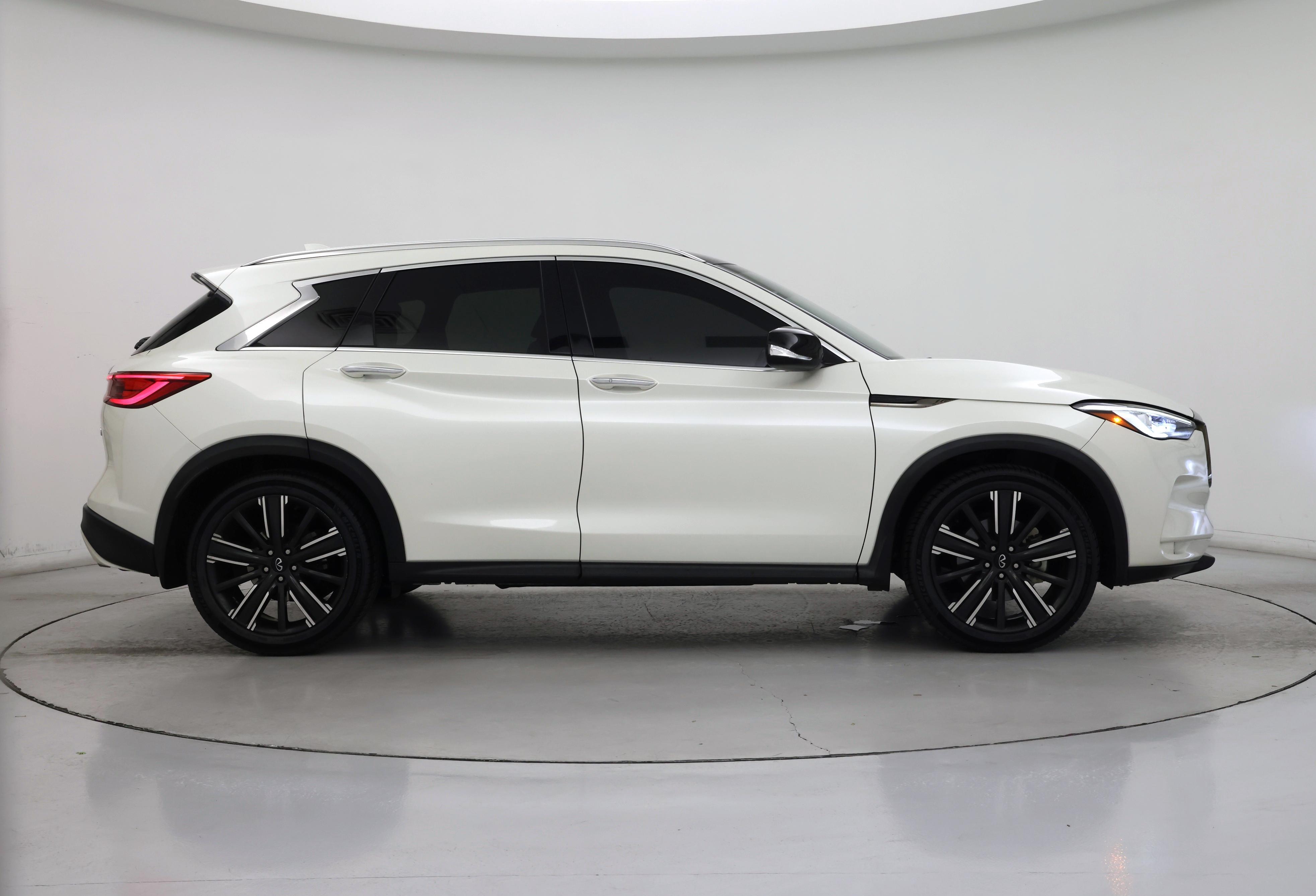 Thumbnail: 2021 INFINITI QX50 - 7