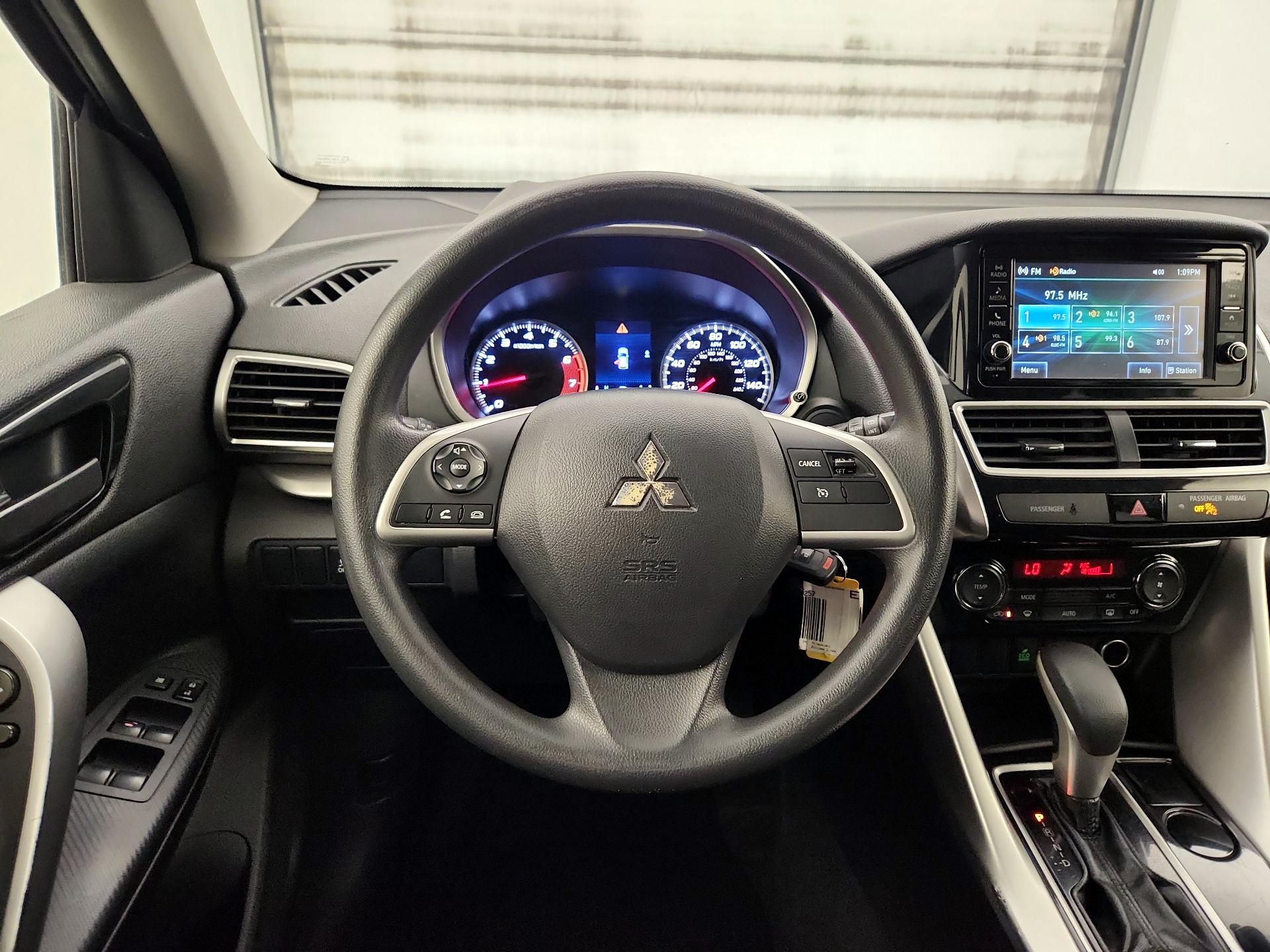 Thumbnail: 2020 Mitsubishi Eclipse Cross - 10