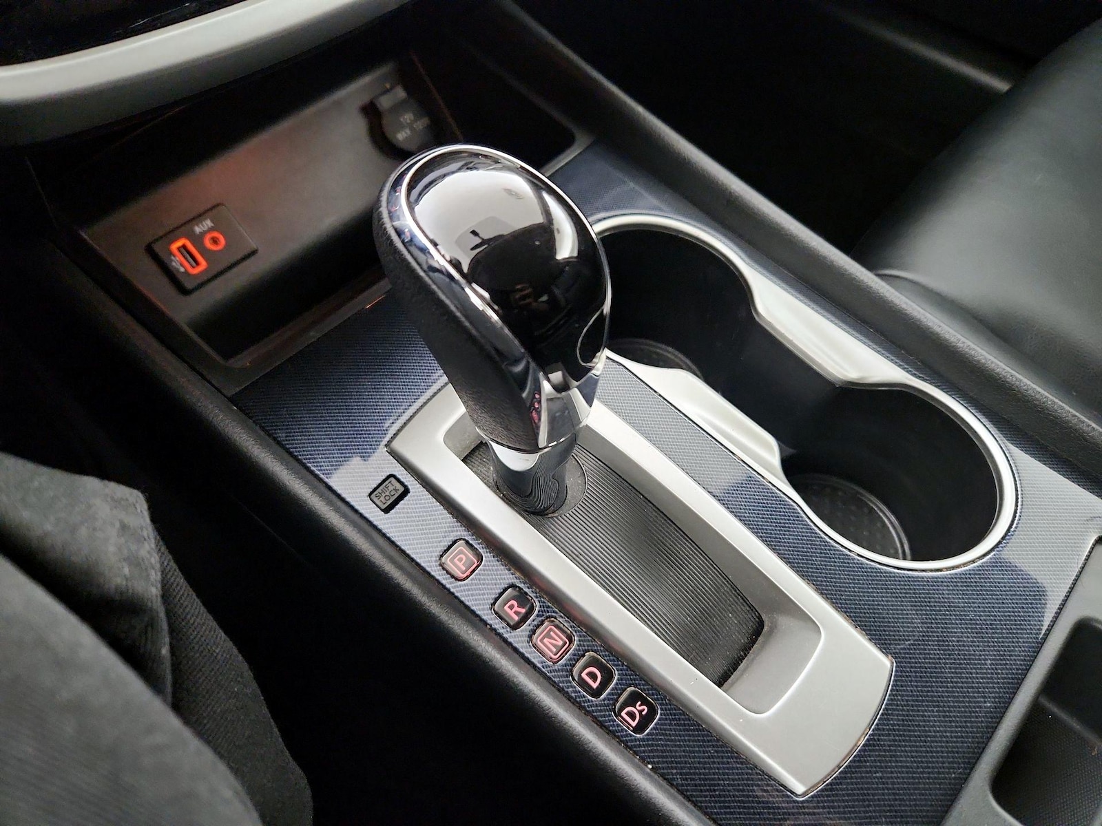 2018 Nissan Altima SR - Photo 19