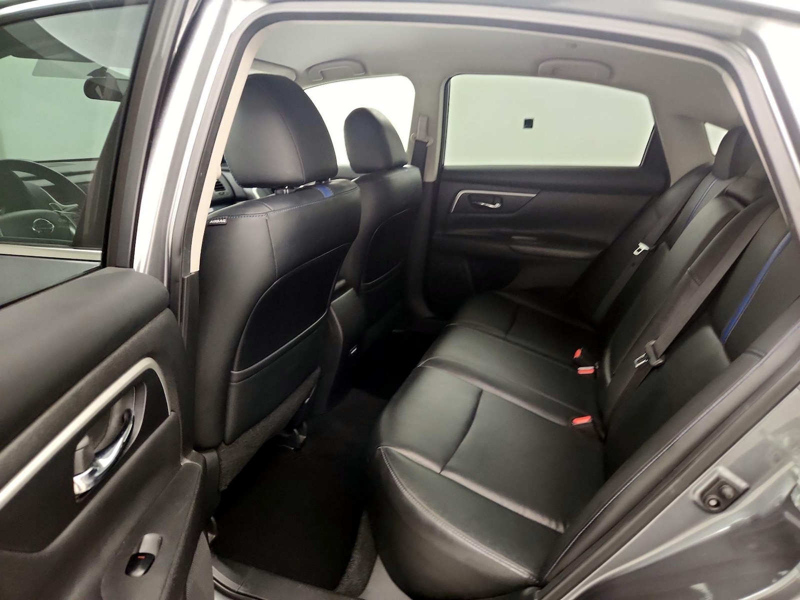 2018 Nissan Altima SR - Photo 21