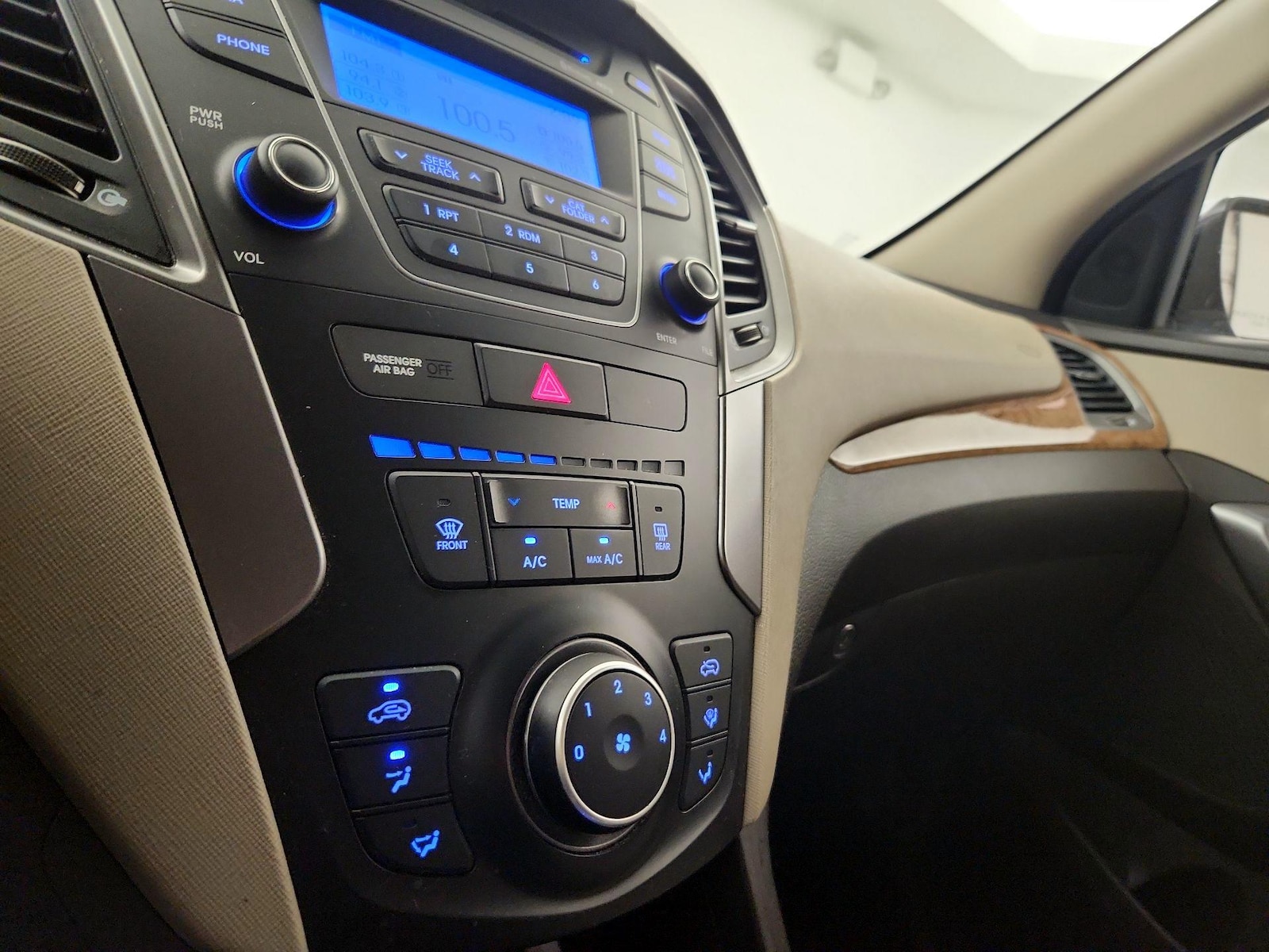2015 Hyundai Santa Fe Sport - Photo 16