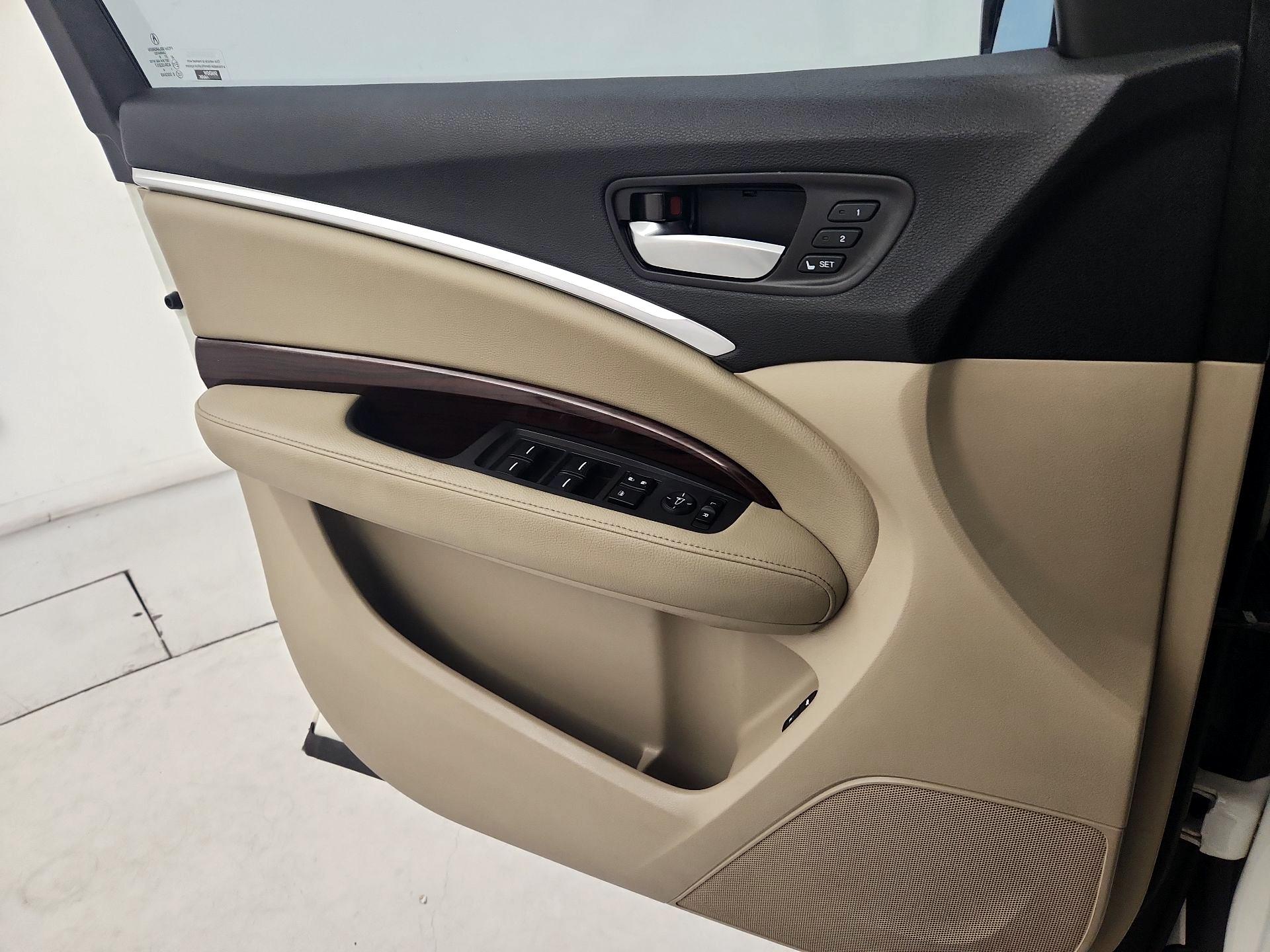 Thumbnail: 2016 Acura MDX - 12