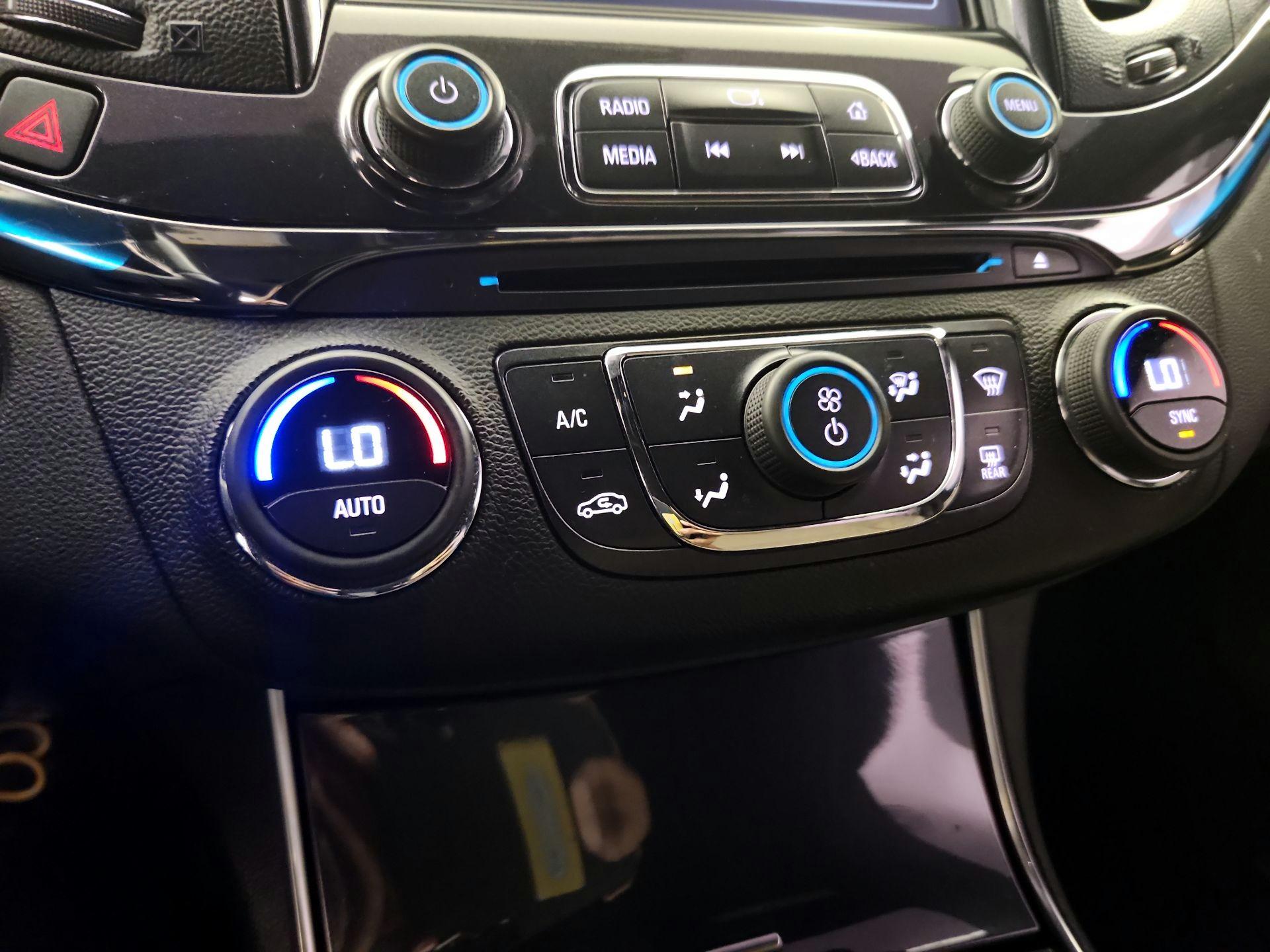 Thumbnail: 2017 Chevrolet Impala - 16