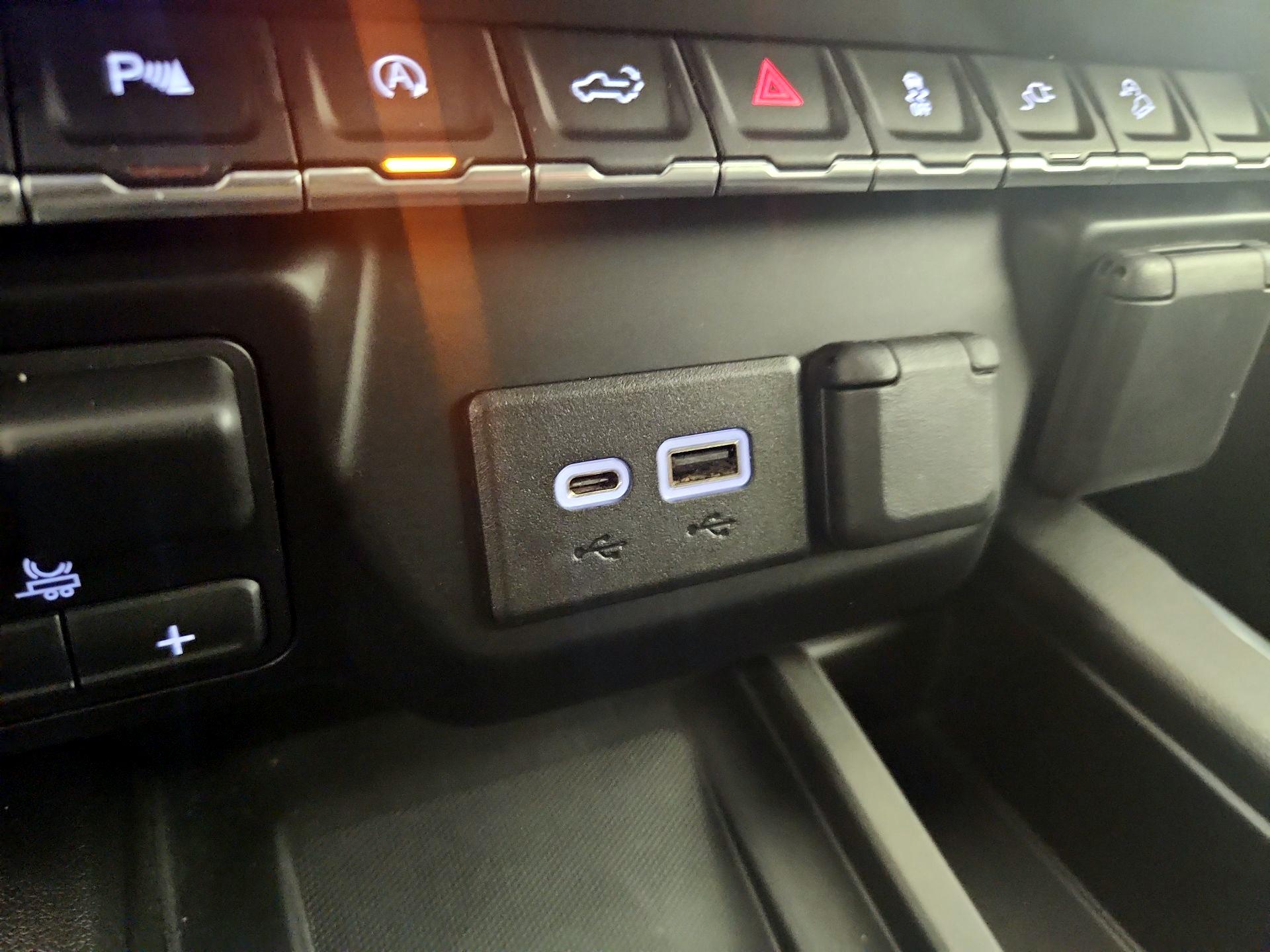 Thumbnail: 2020 GMC Sierra 1500 - 18